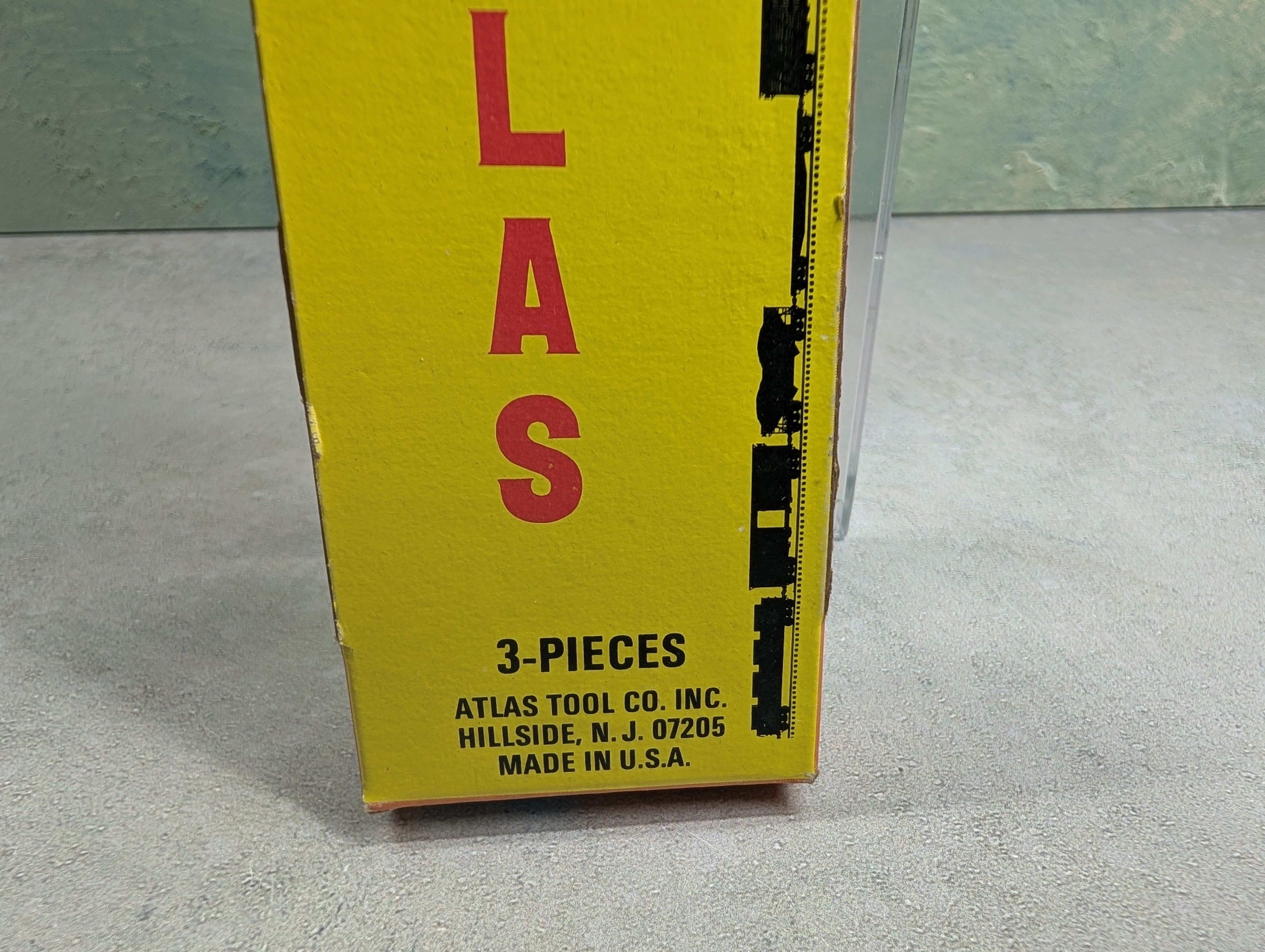 Atlas 2543 N Scale 3 Piece Bridge Piers