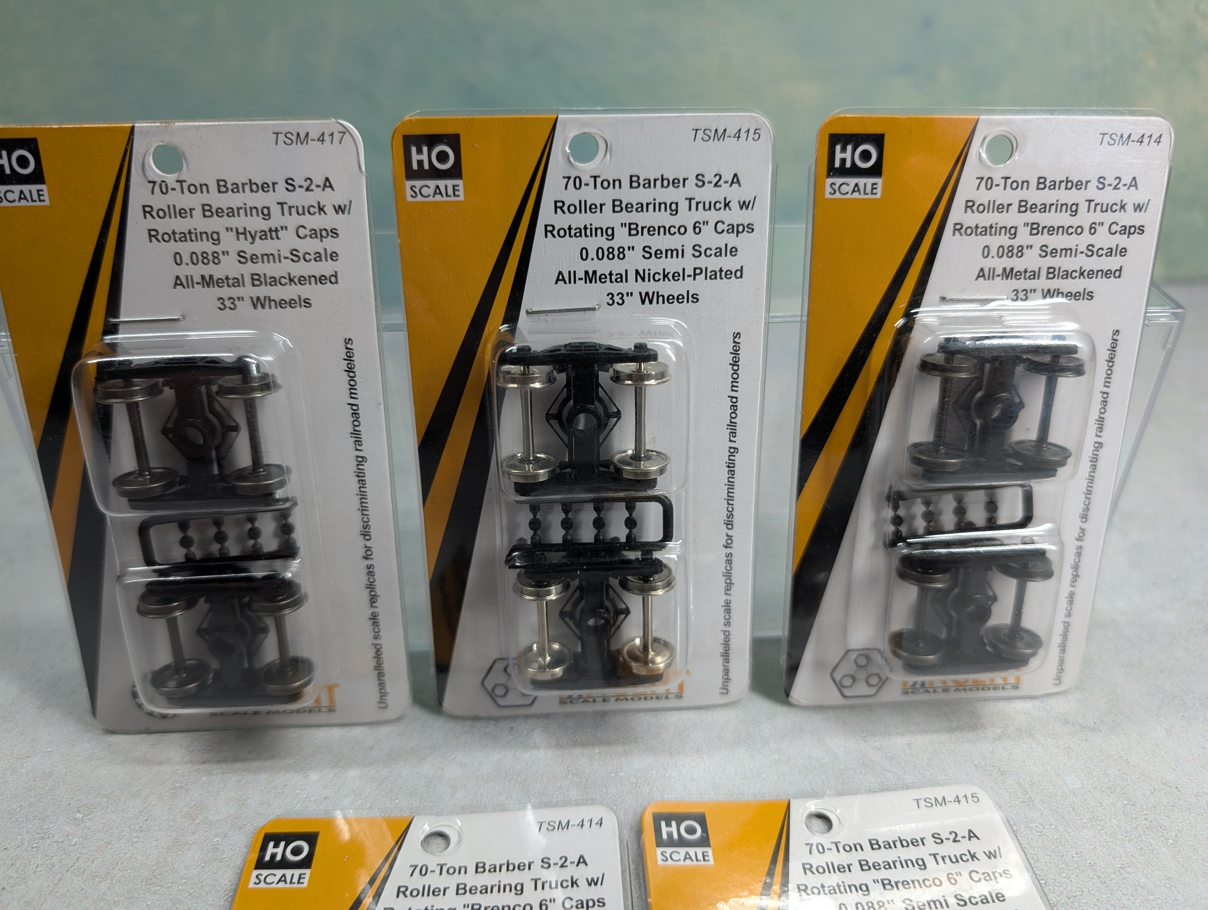 Tangent HO Scale Lot of 70 Ton Roller Bearing Trucks (5 pcs)