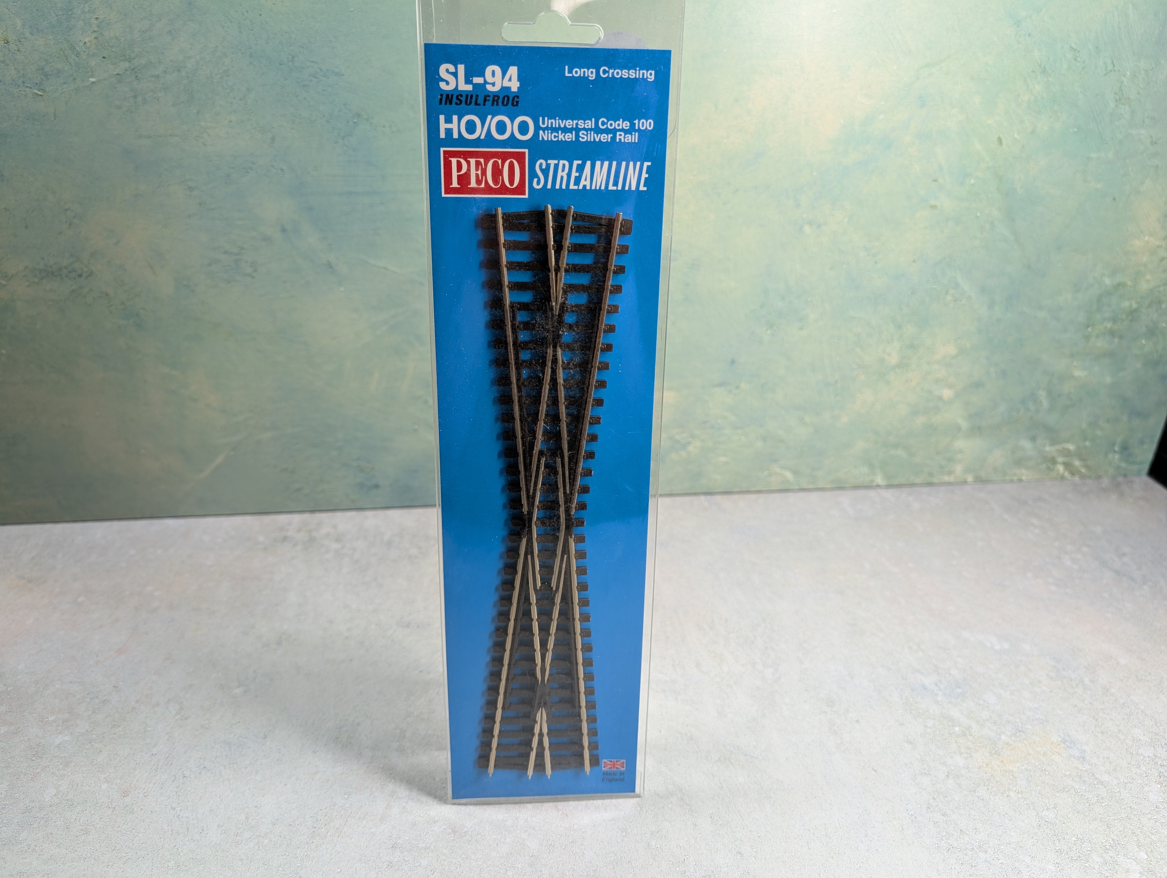 Peco SL-94 HO Scale Long Crossing Universal Code 100 Nickel Silver Rail