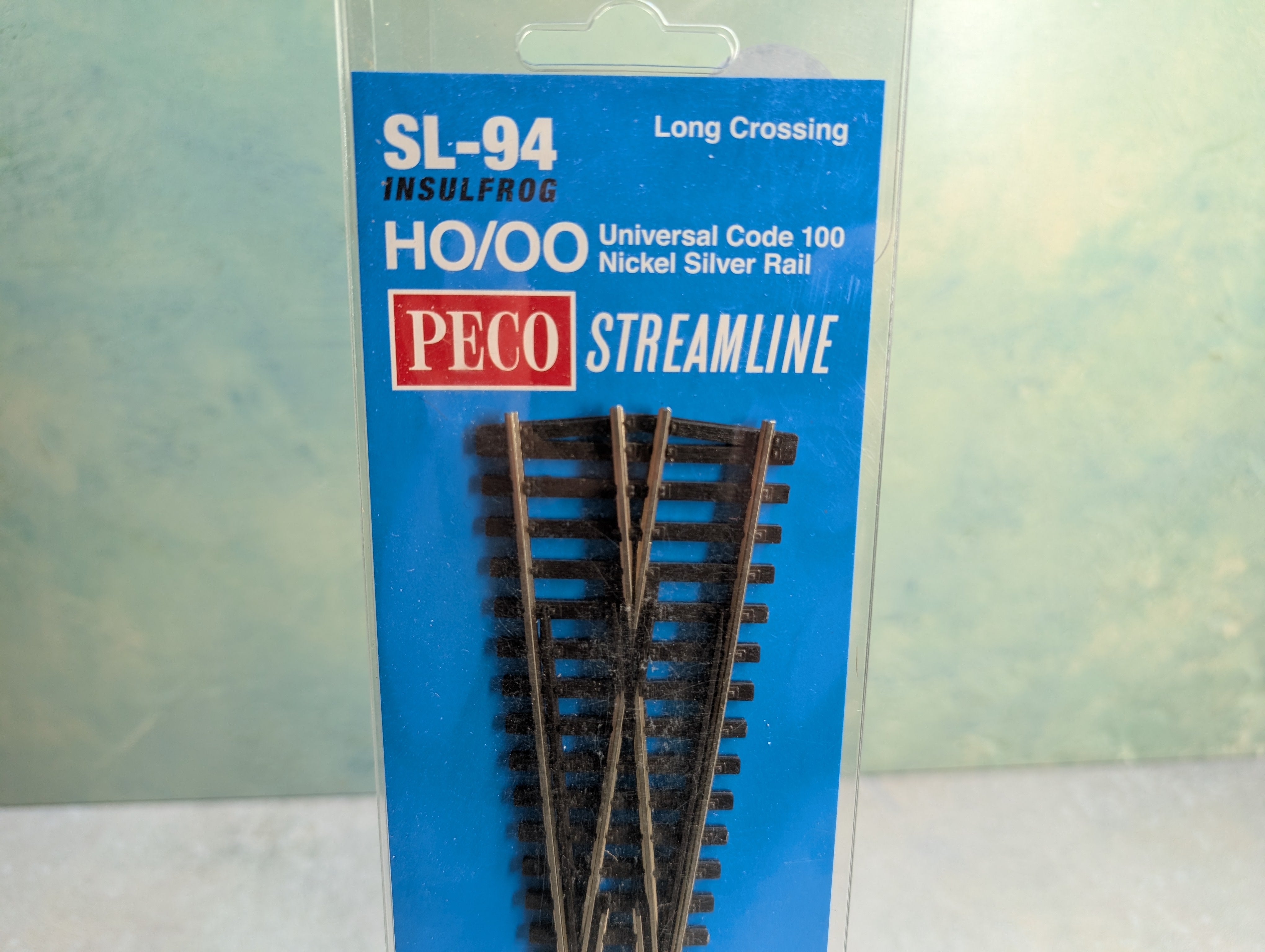 Peco SL-94 HO Scale Long Crossing Universal Code 100 Nickel Silver Rail