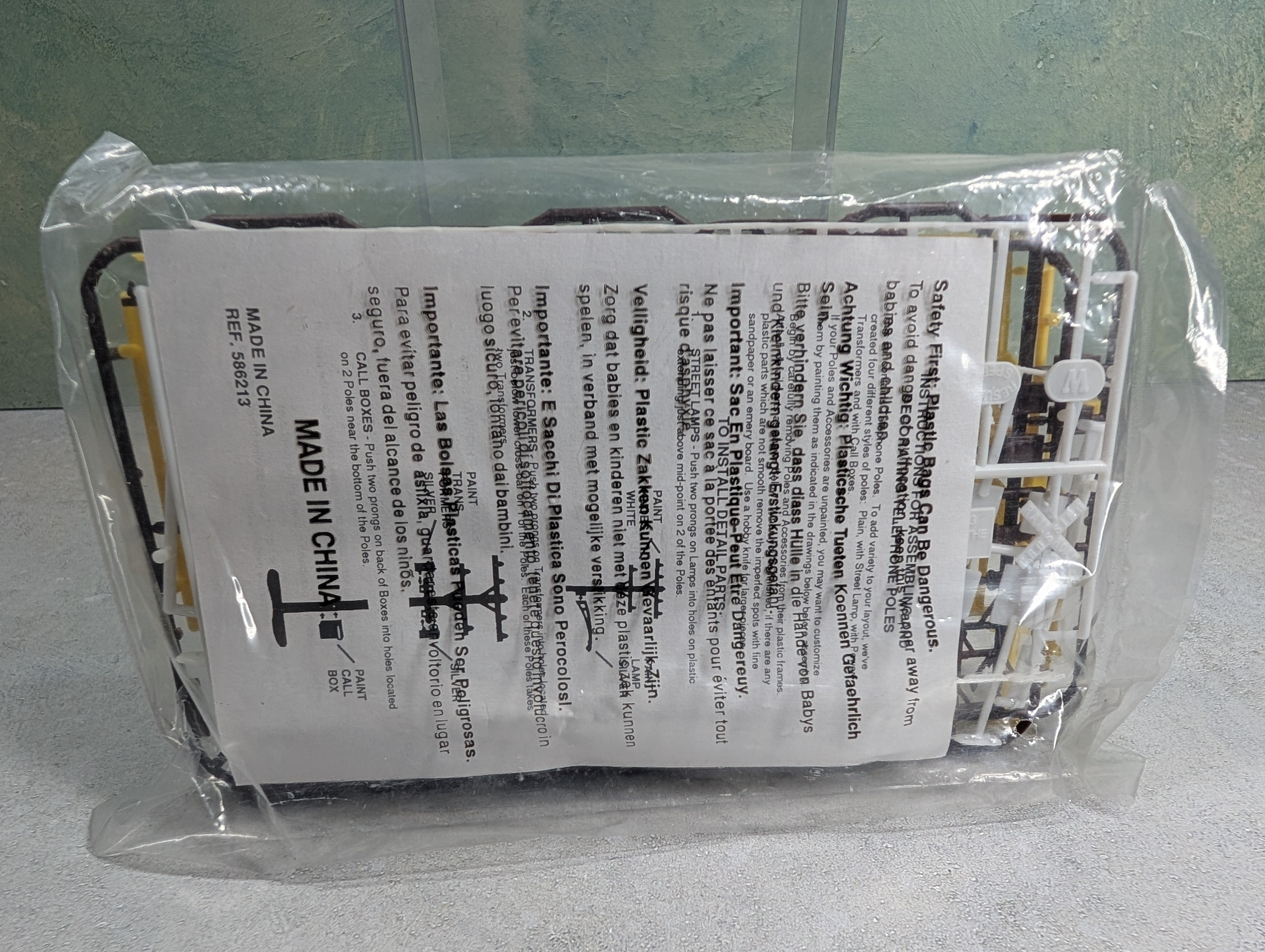 HO Scale Railroad Signs, Street Signs & Telephone Poles