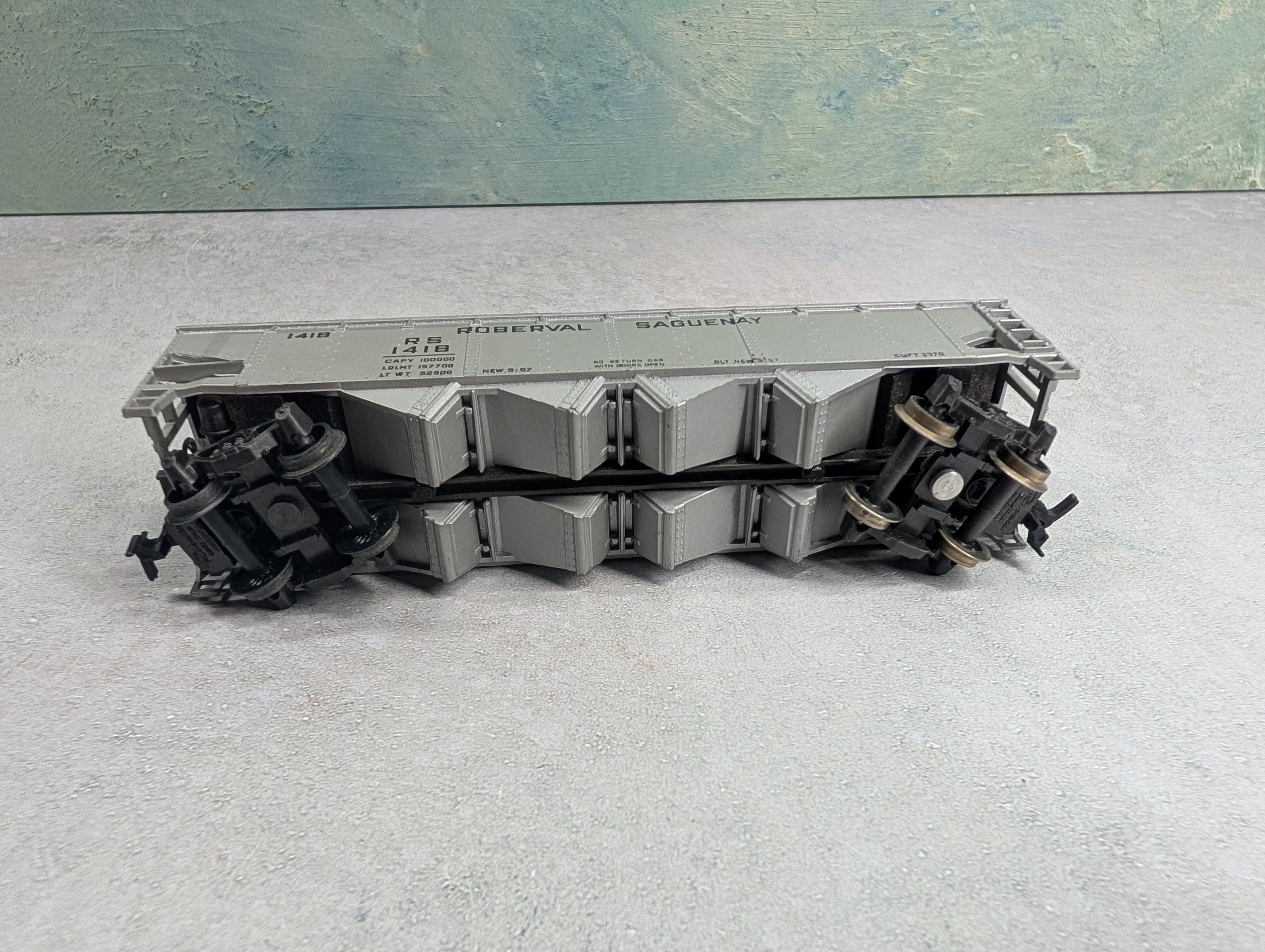 USED Rivarossi HO Scale Open Hopper Roberval and Saguenay RS #1418