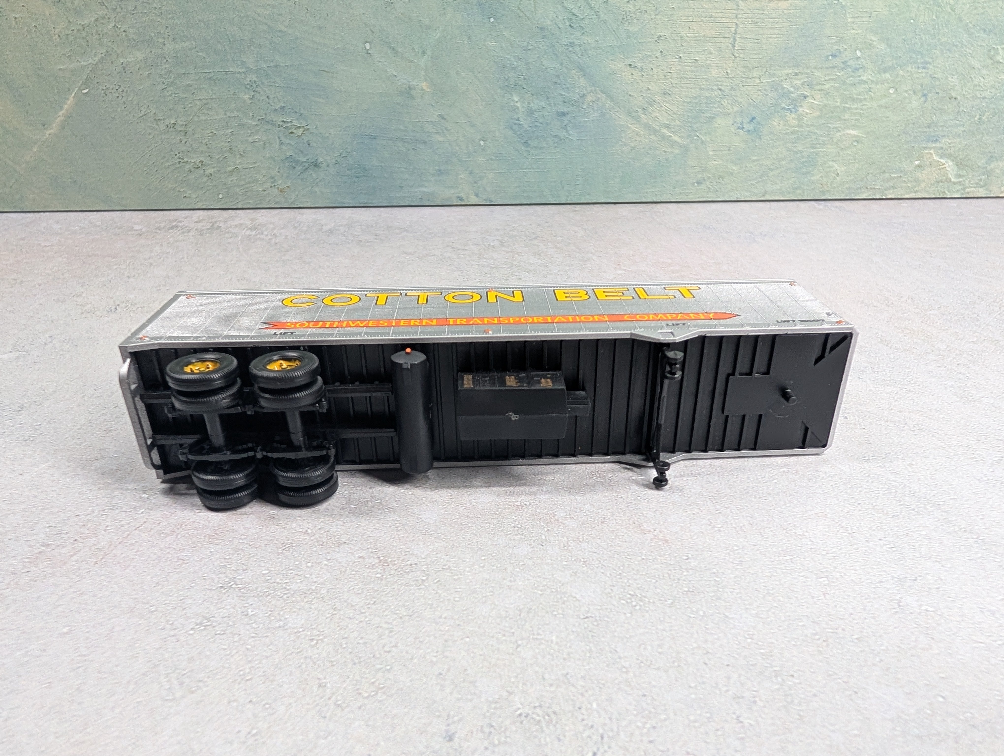 USED Athearn HO Scale 40' Trailer Cotton Belt STCZ #2008