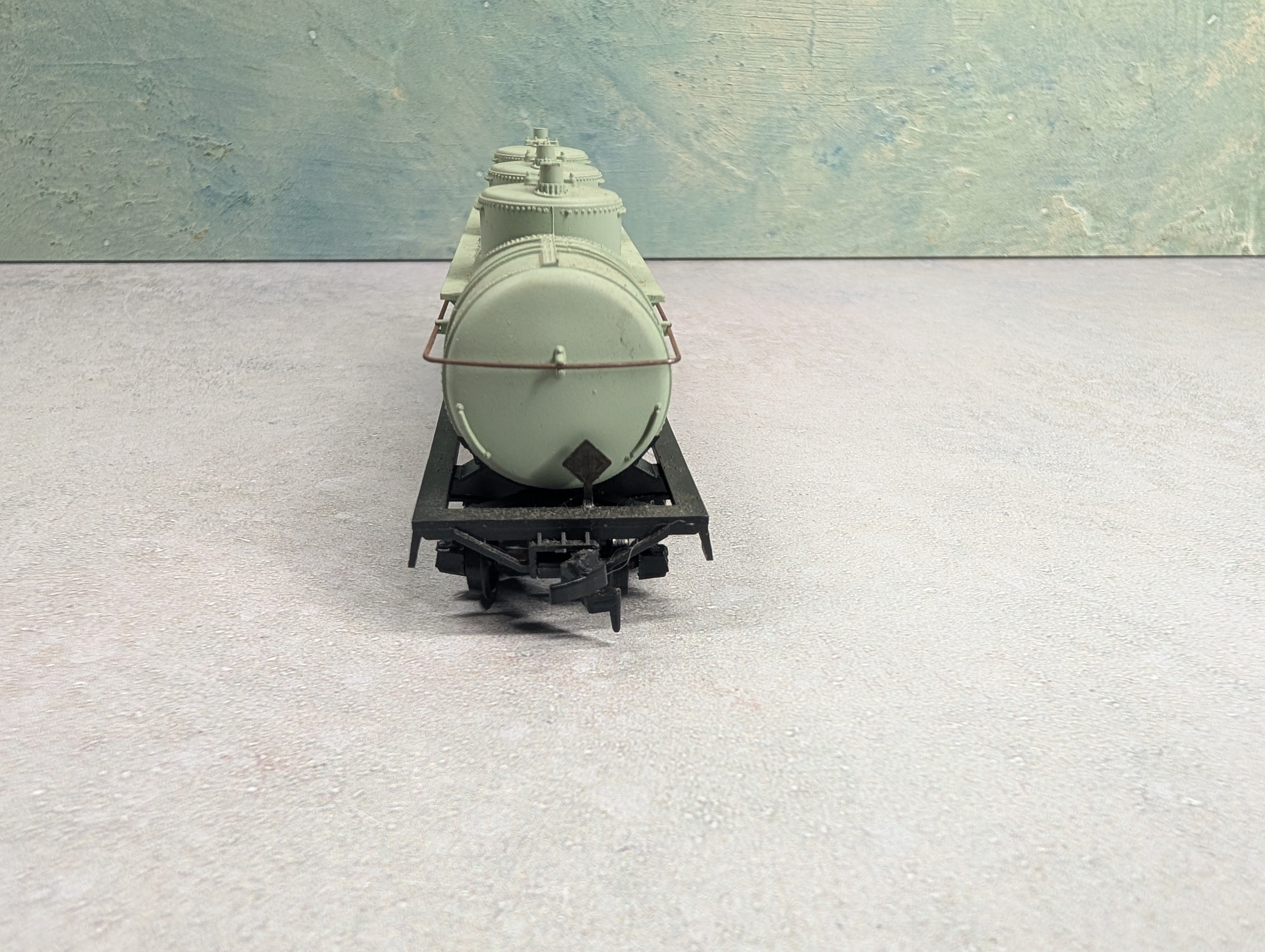 USED Athearn HO Scale 3 Dome Tank Car Ethyl Corporation EBAX #6008