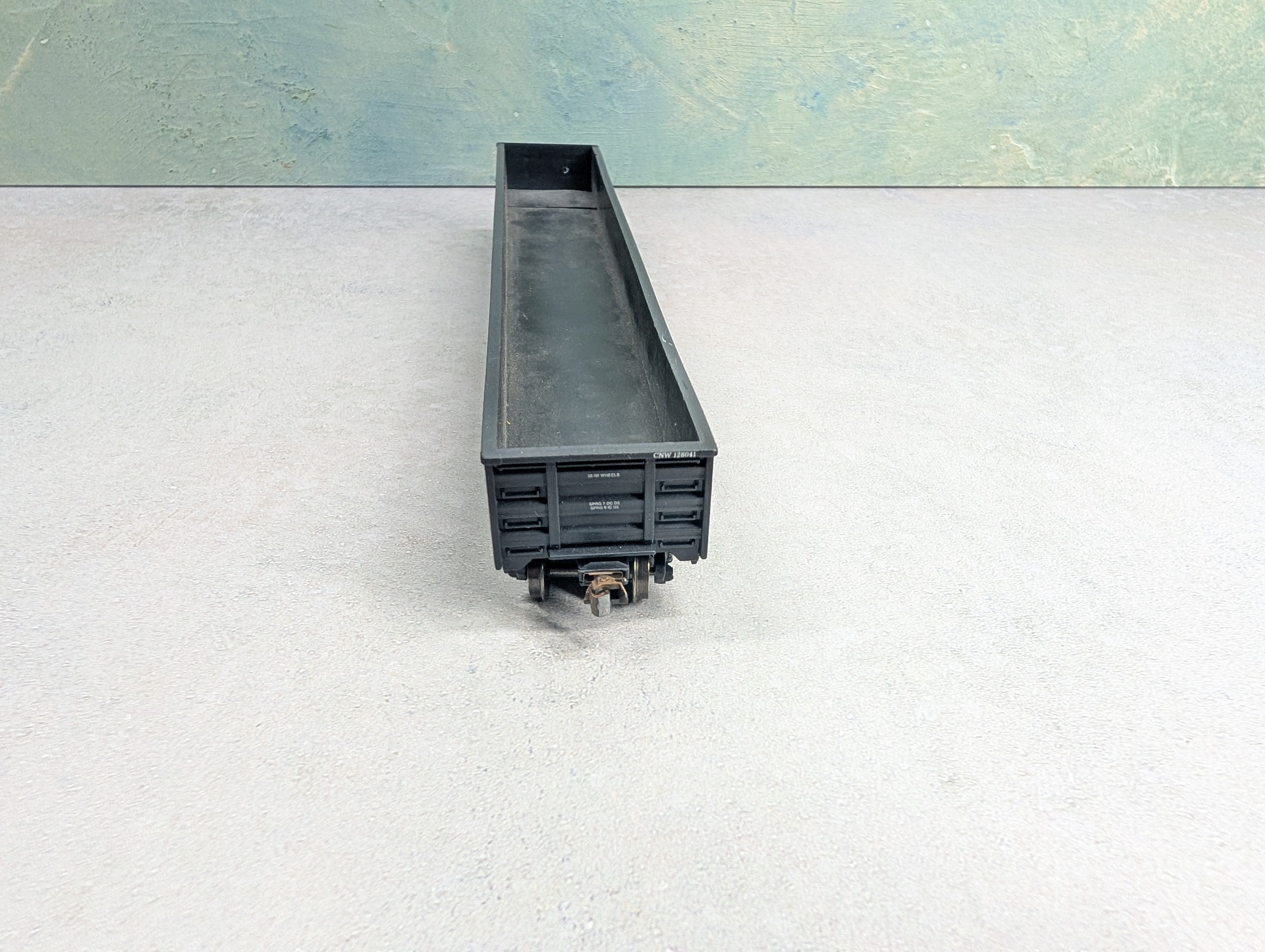 USED E&C SHOPS HO Scale 65' Mill Gondola Chicago & North Western CNW #128041 Metal Wheels