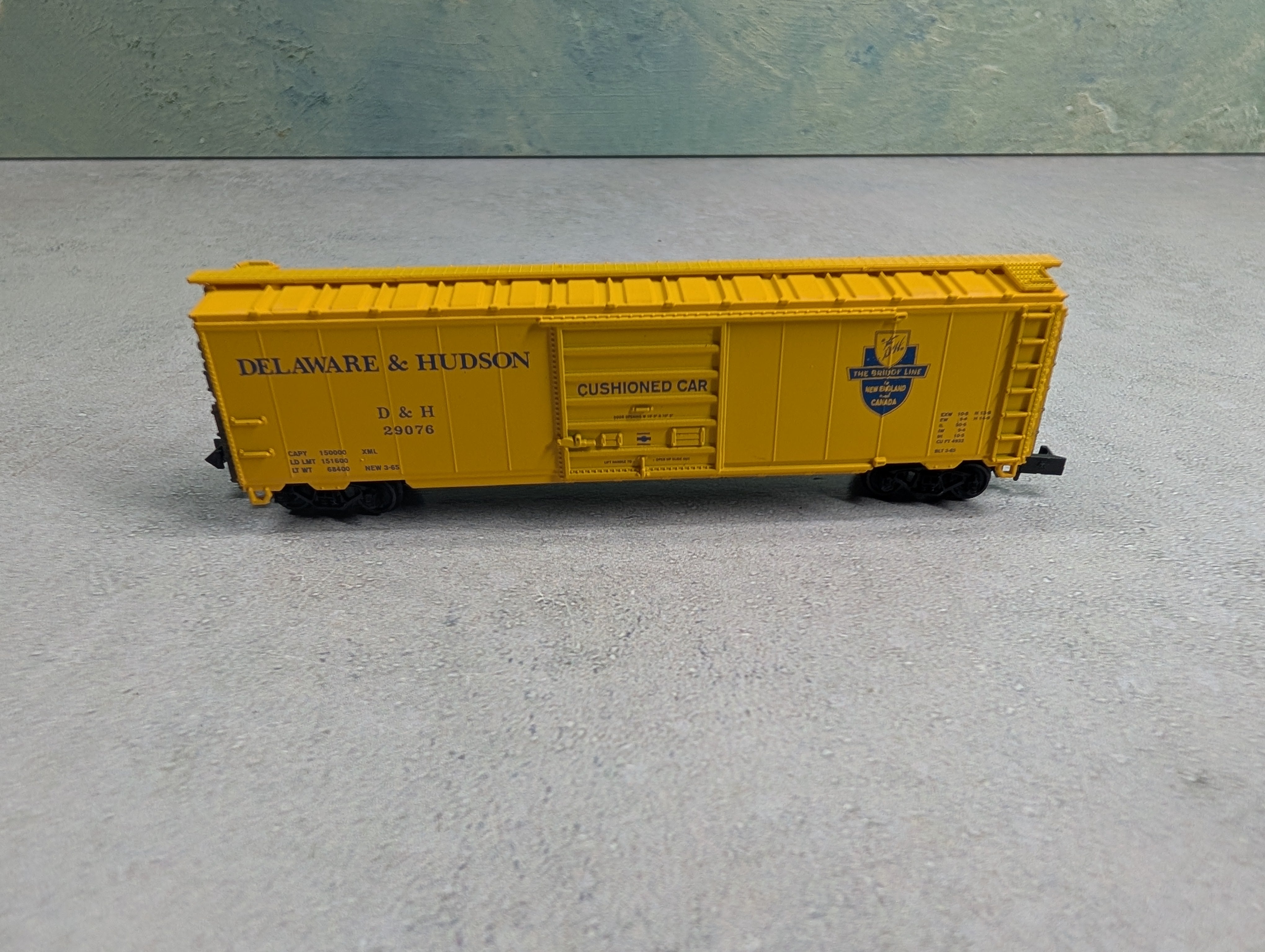 USED Con-Cor #1-041204-5 N Scale 50' Box Car Delaware and Hudson D&H #29076