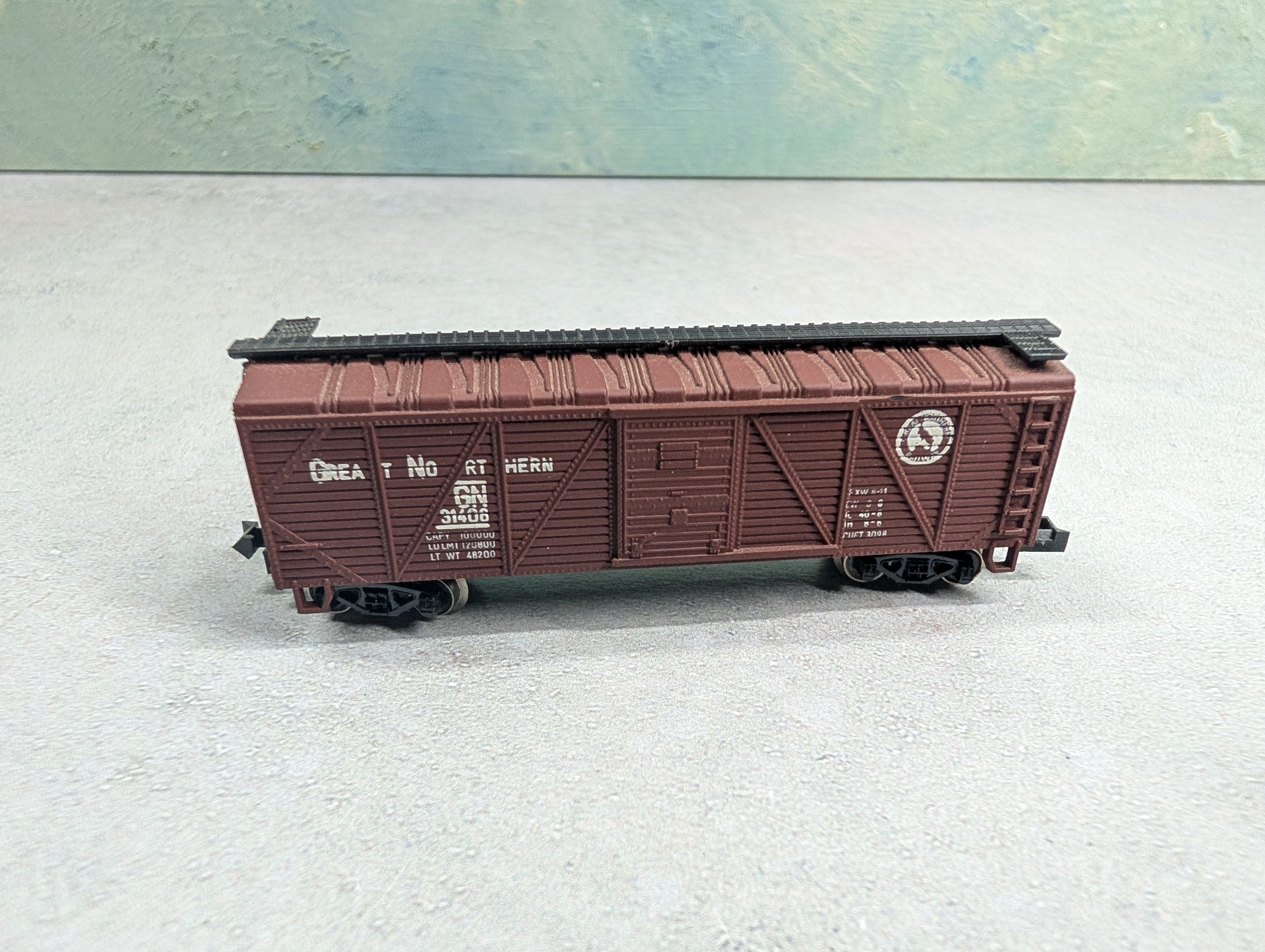 USED Life-Like S789A N Scale Wooden Box Car Great Northern #31406