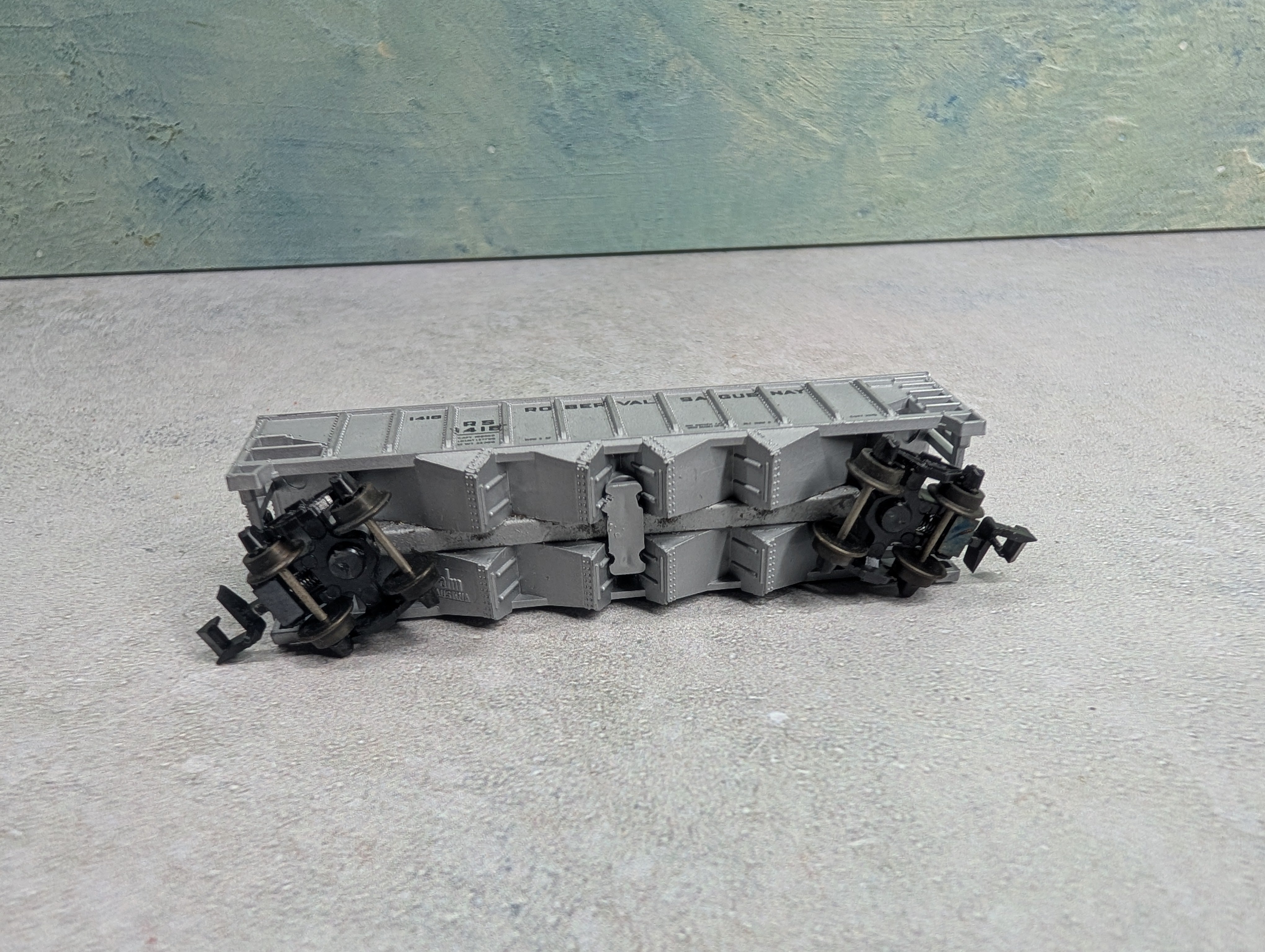 USED AHM N Scale Quad Hopper Roberval and Saguenay Railway RS #1418