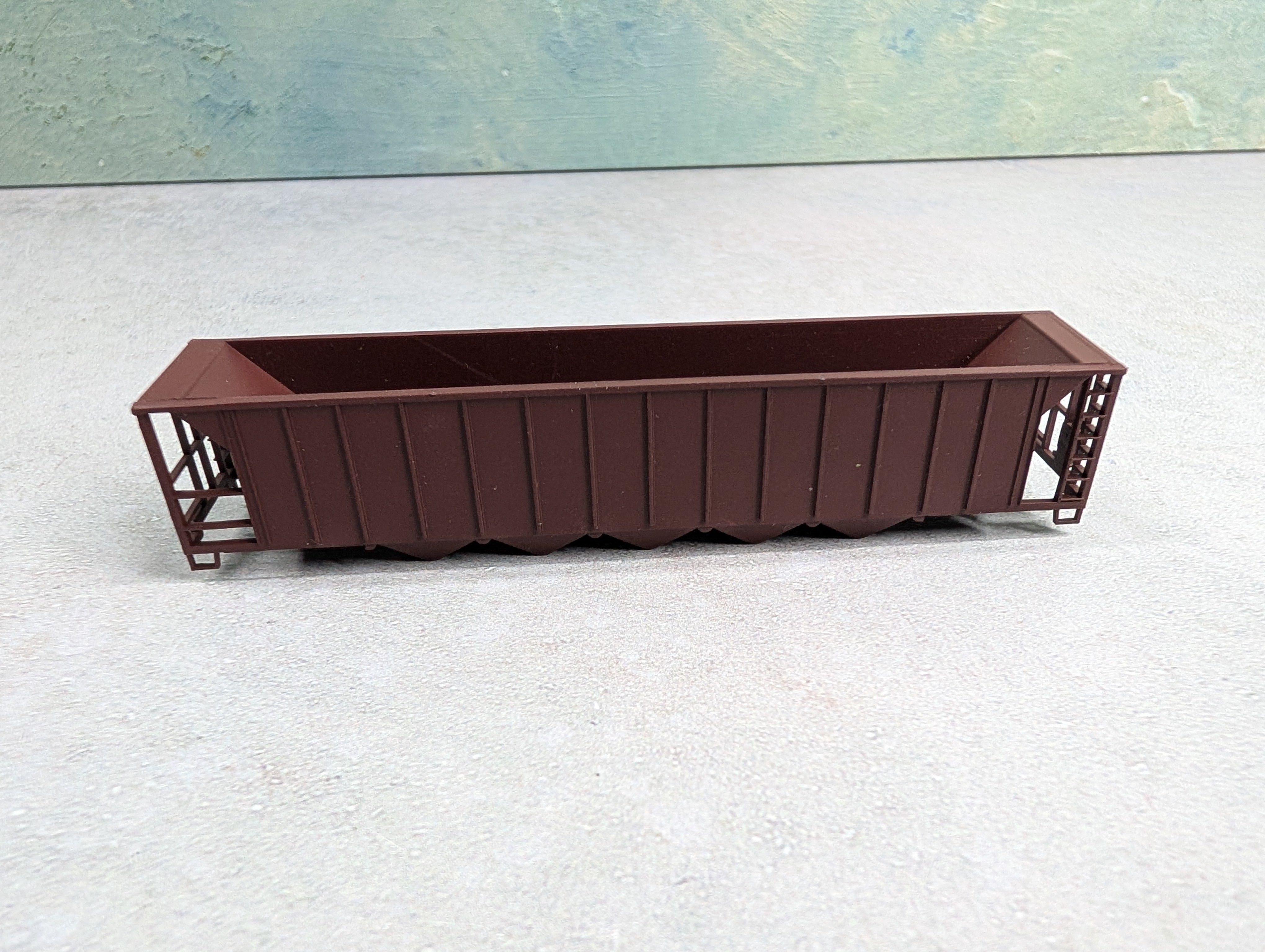 USED Precision Masters 1300 N Scale 54' - 5 Bay Hopper Undecorated Brown Shell Only