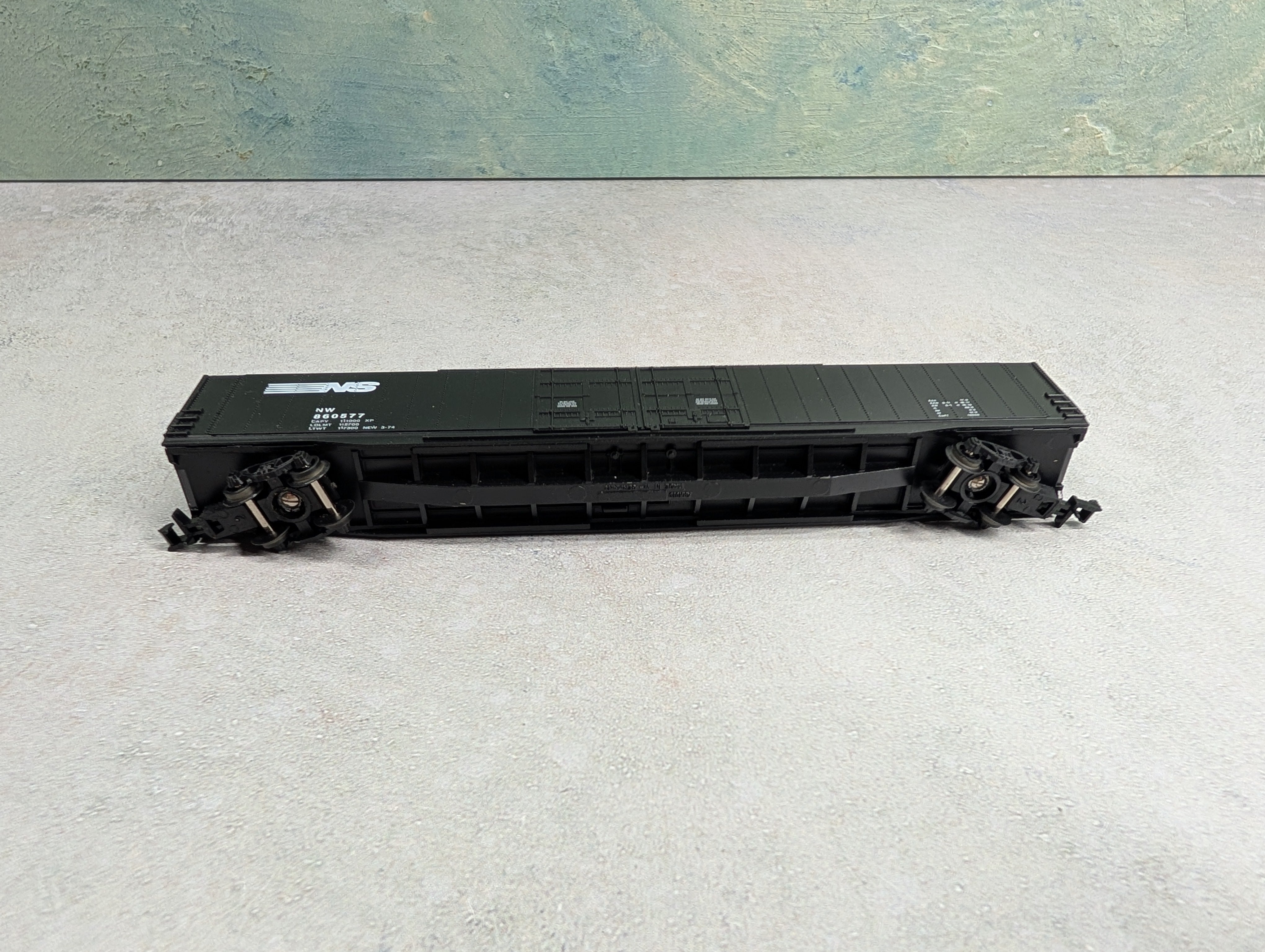 USED Arnold 5323 N Scale 86' Double Door Box Car Norfolk Southern NW #860577