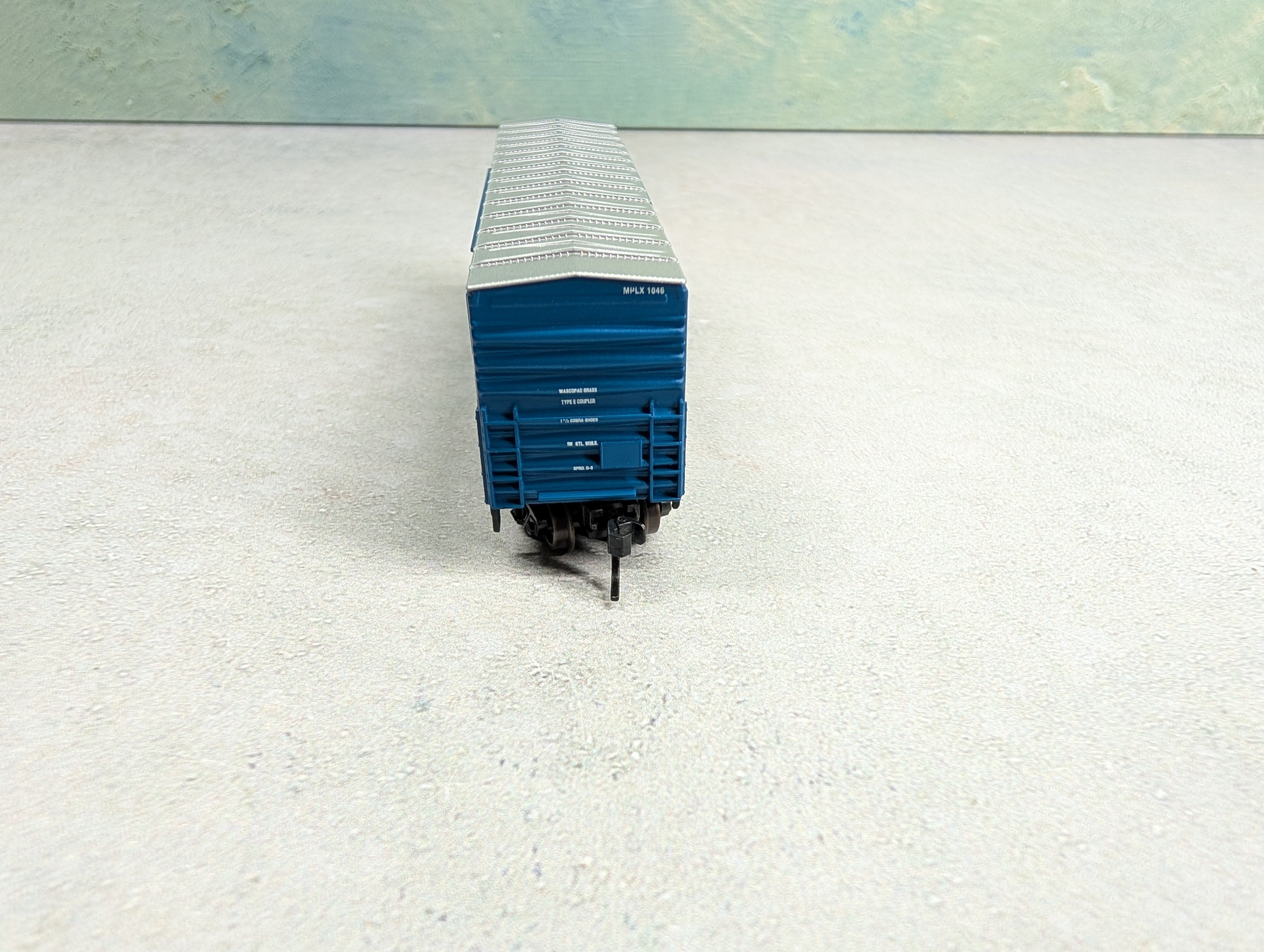 USED Athearn 10684 N Scale 50' NACC Box Car Mountain Pine Lumber MPLX #1046