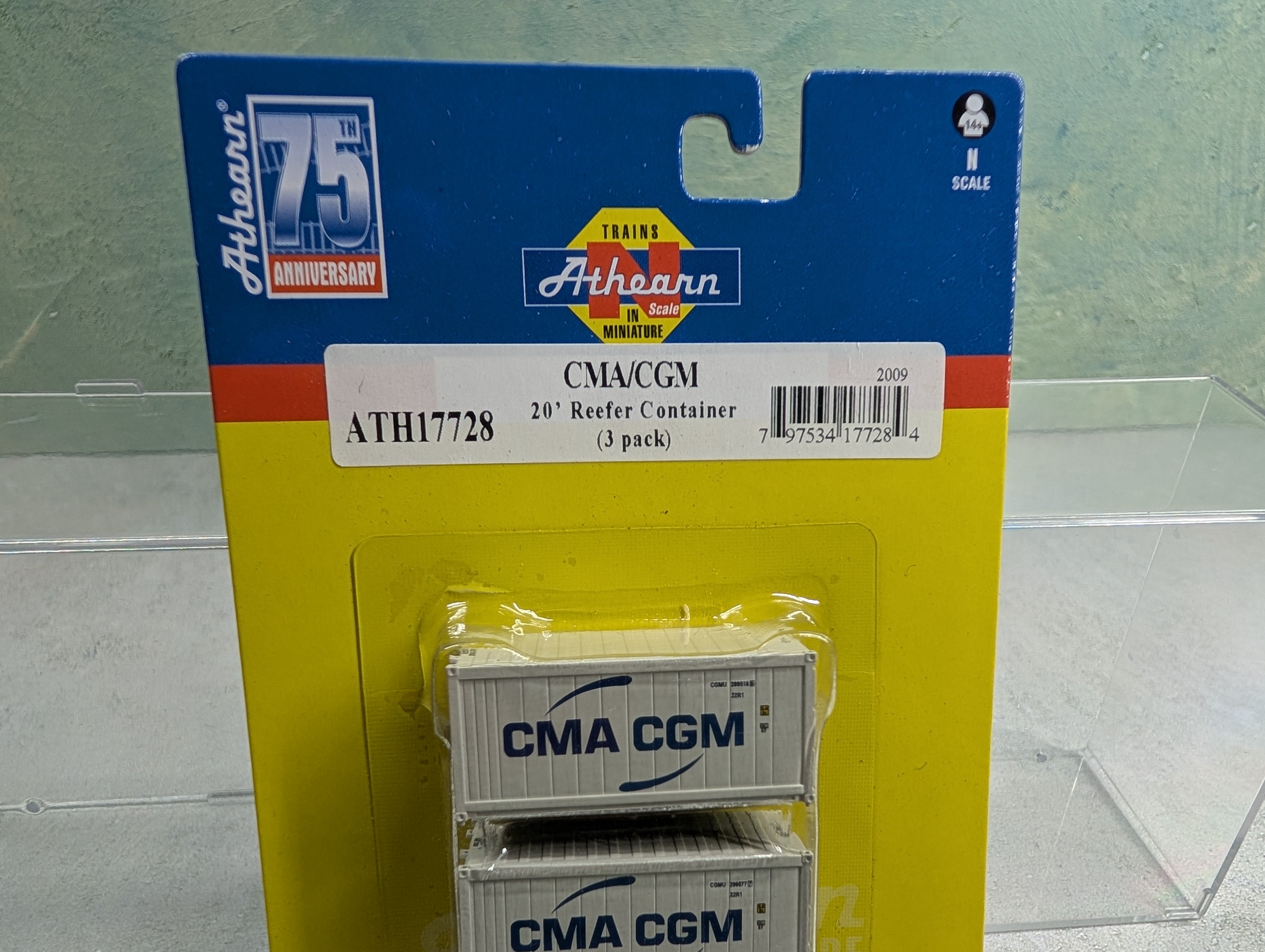 Athearn ATH17728 N Scale 20' Reefer Container CMA CGM (3 pcs)