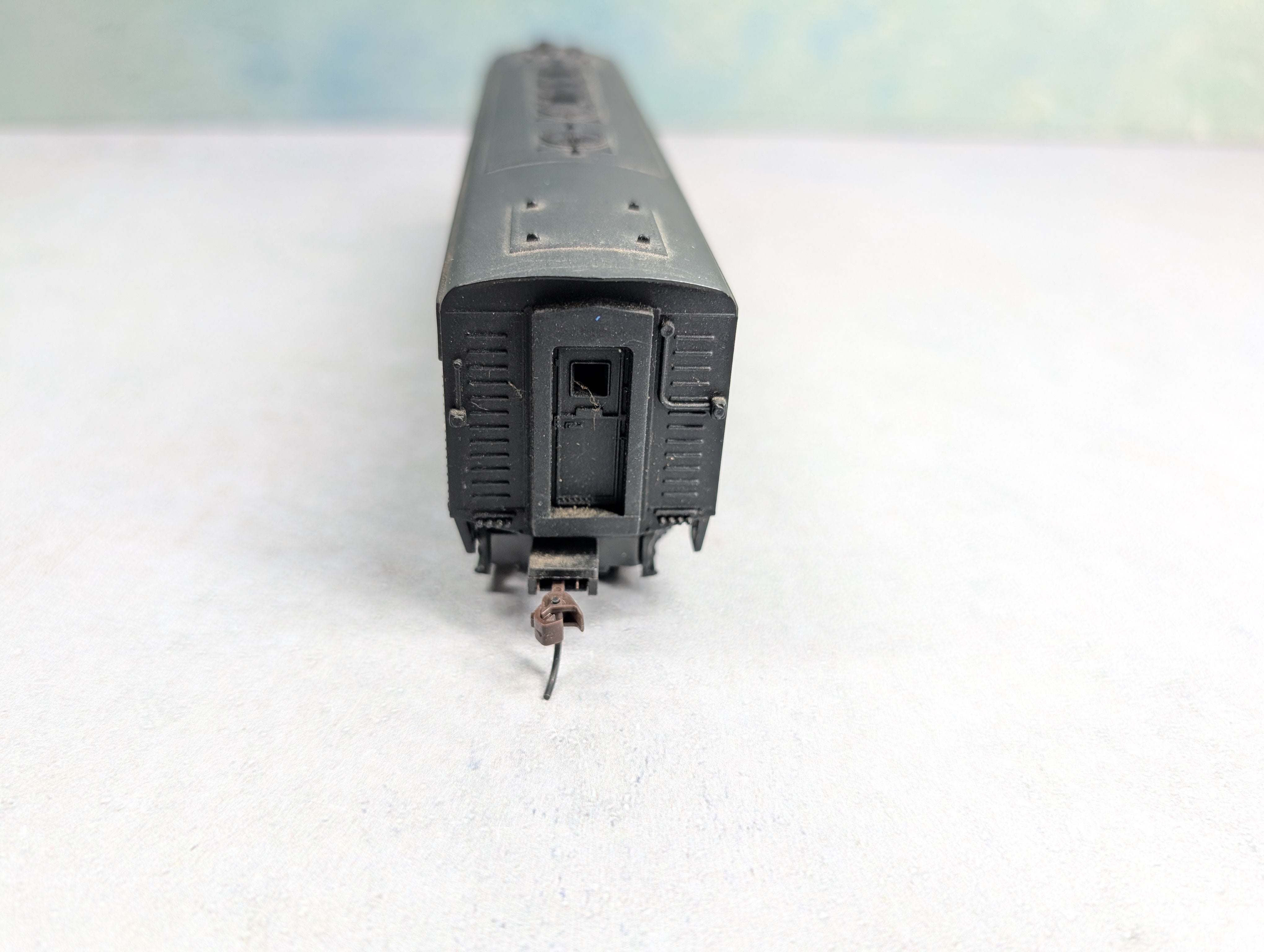 USED Mantua HO Scale Non-Powered B Unit New York Central #1651