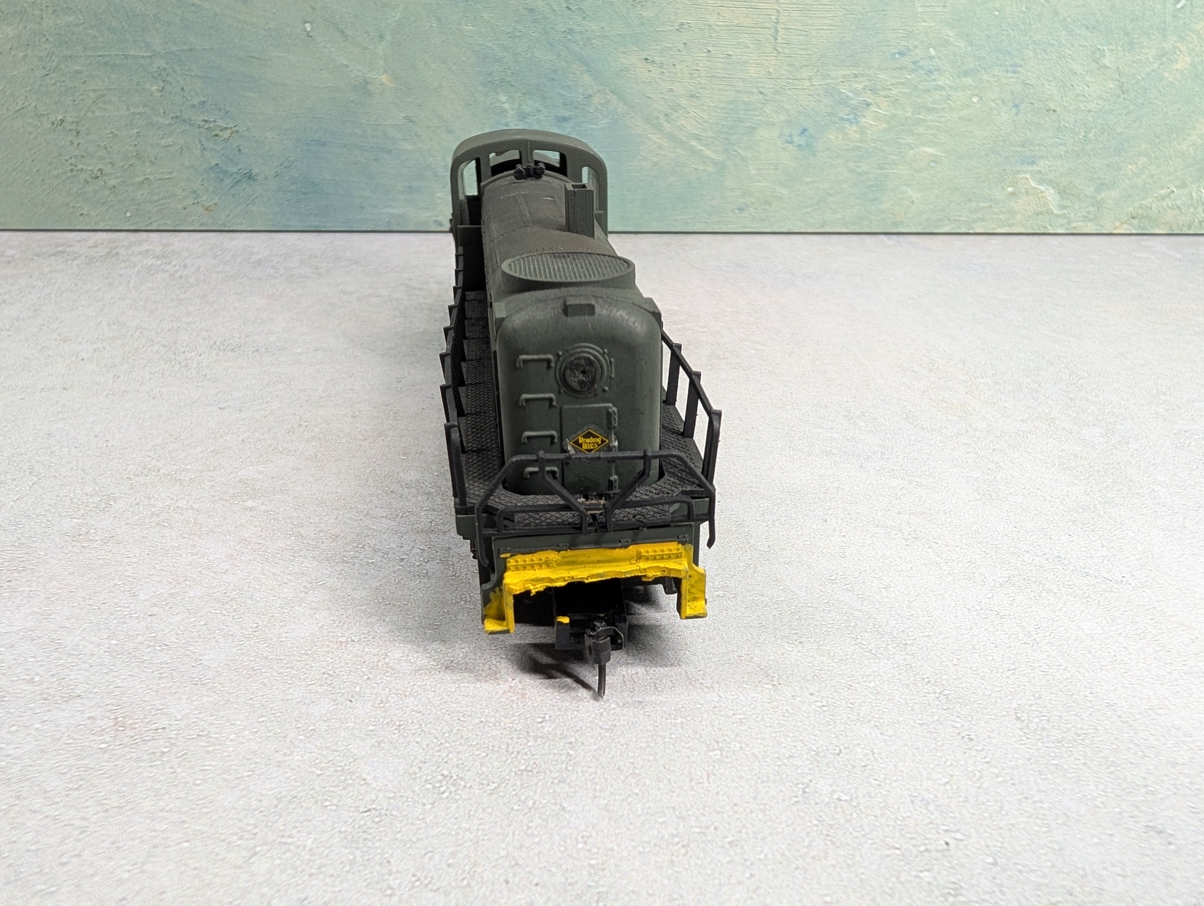 USED AHM HO Scale Diesel Locomotive Reading #451 Decal Non-Powered