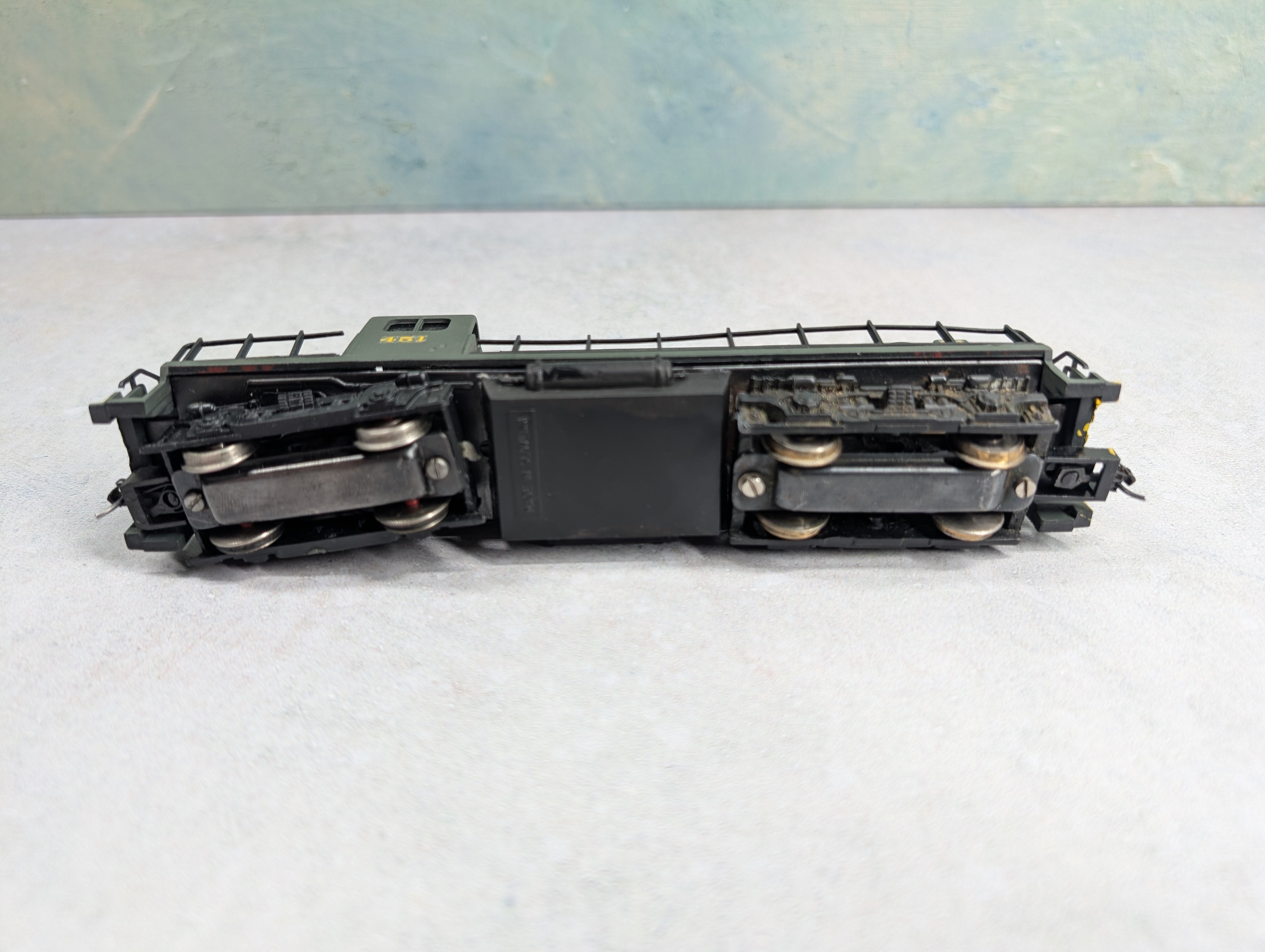 USED AHM HO Scale Diesel Locomotive Reading #451 Decal Non-Powered