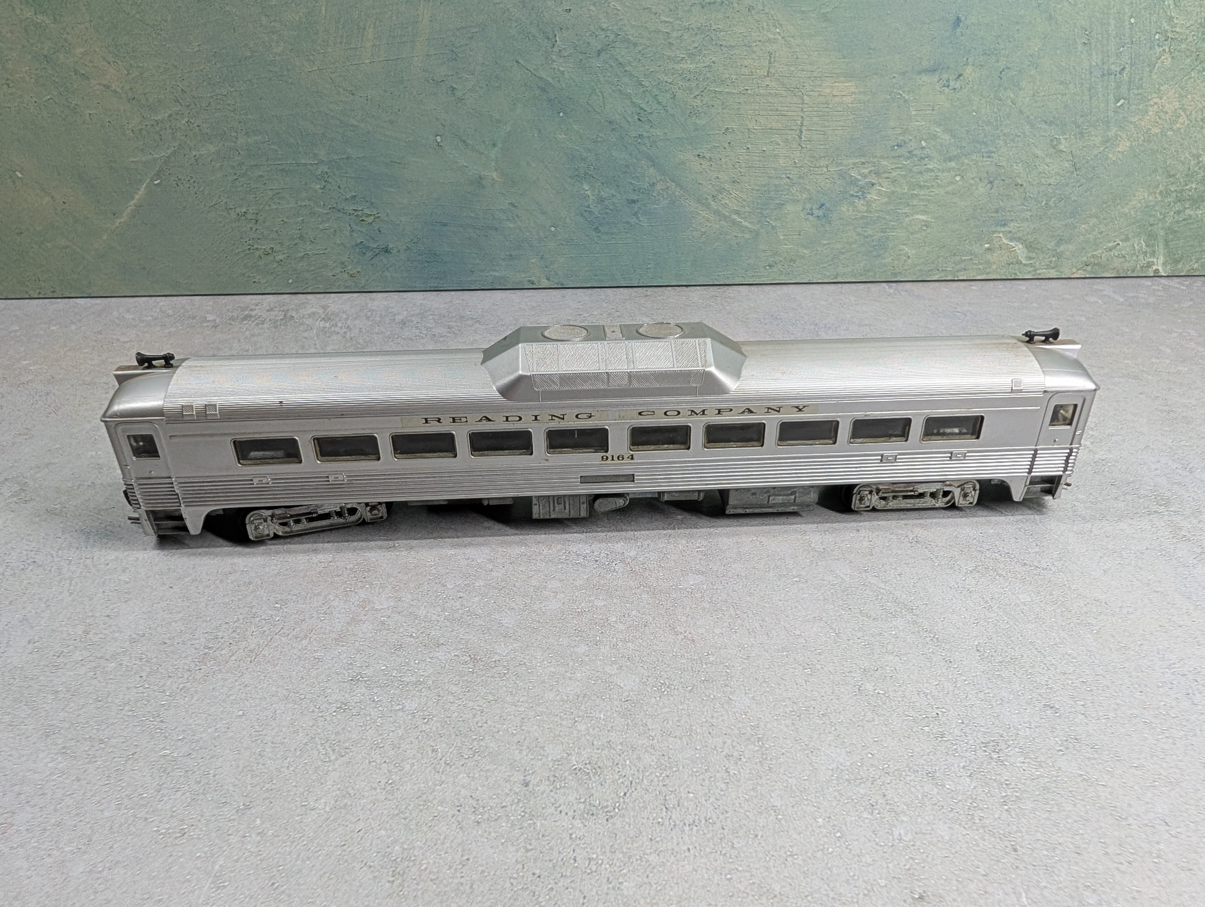 USED Athearn HO Scale RDC Passenger Car Reading #9164 Decal Non-Powered