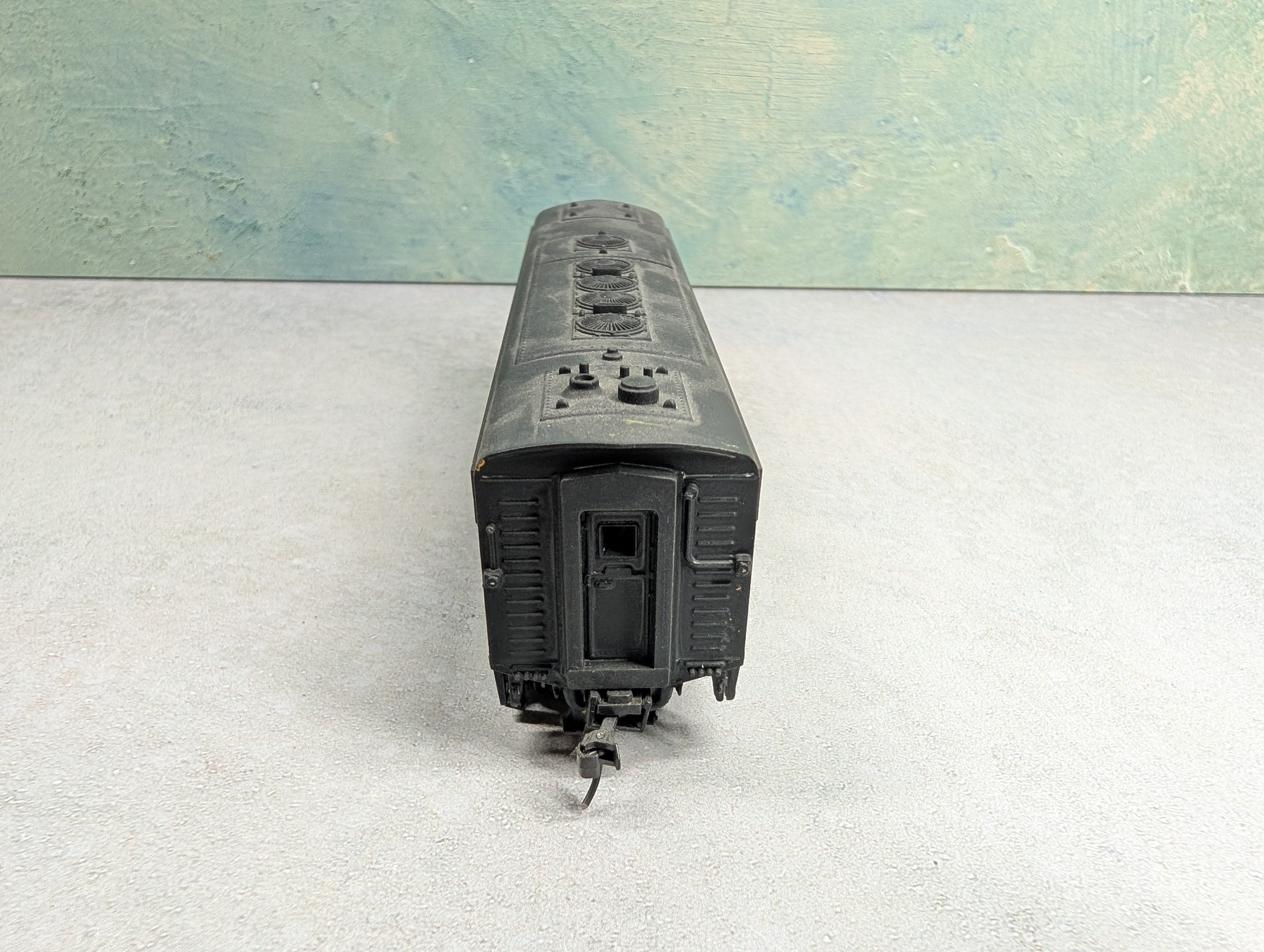 USED Athearn HO Scale Set of Powered & Dummy F Units Locomotives Reading #283 Custom Paint & Decals - Runs DC