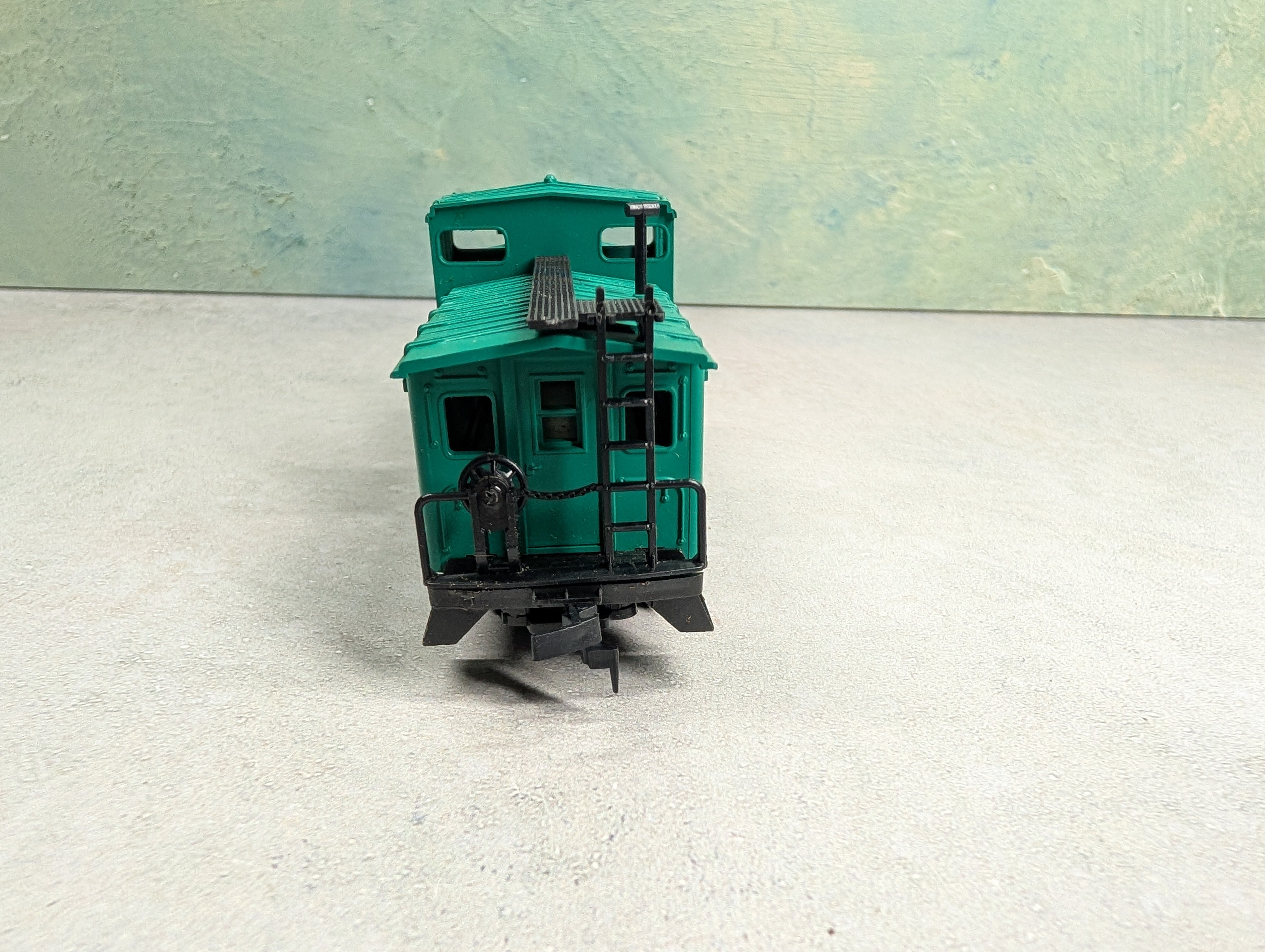 USED AHM HO Scale Caboose Penn Central #4751