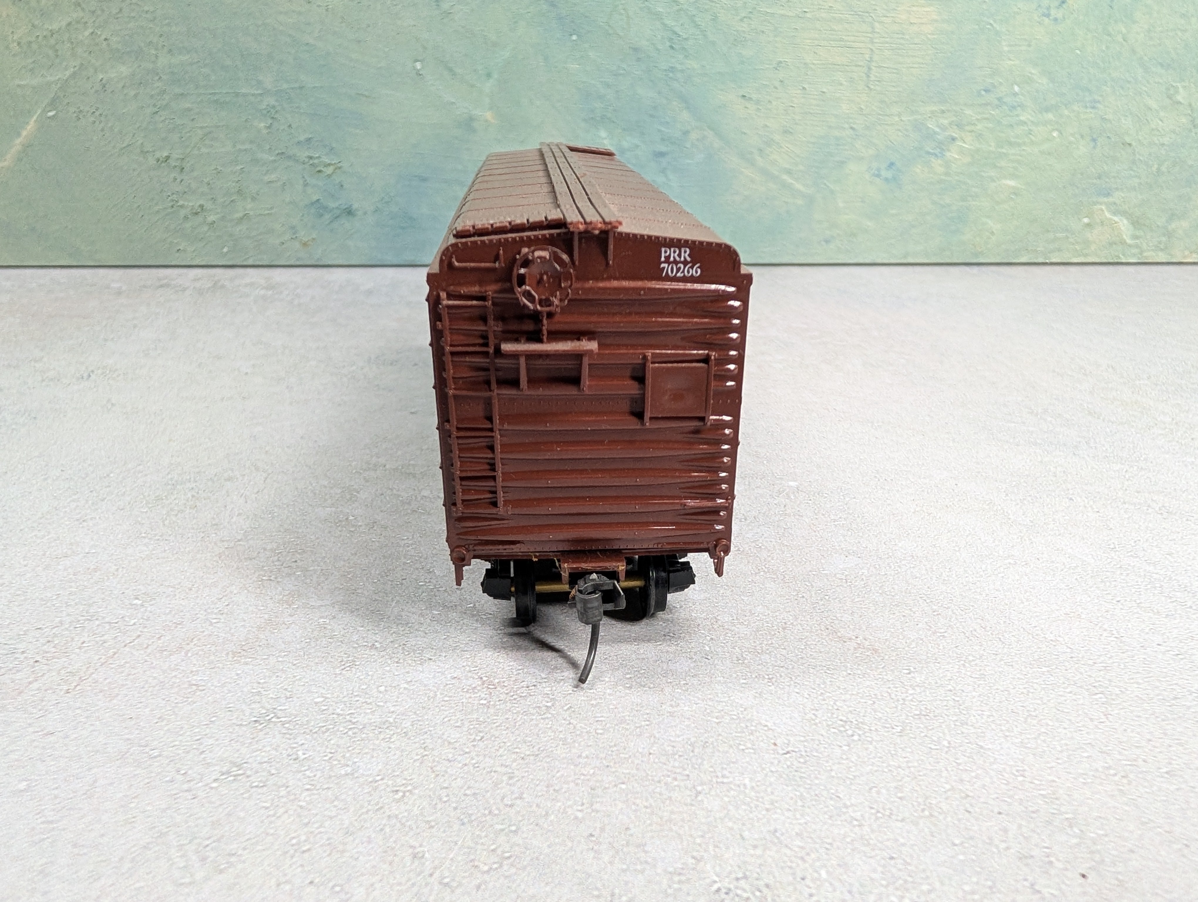 USED Bowser HO Scale Round Top 40' X31A Box Car Pennsylvania #70266