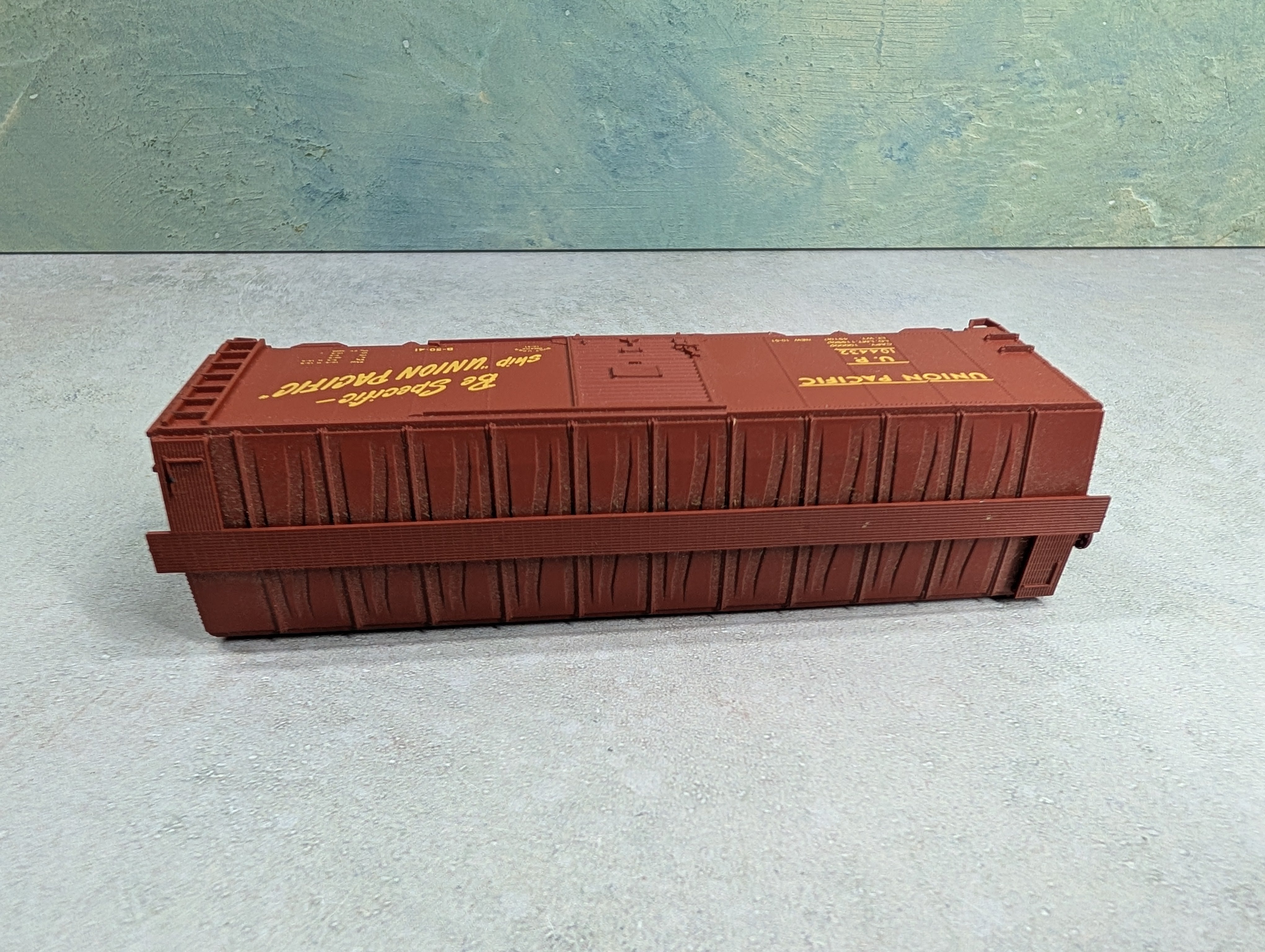 USED Accurail HO Scale 40' Box Car Union Pacific UP #104432