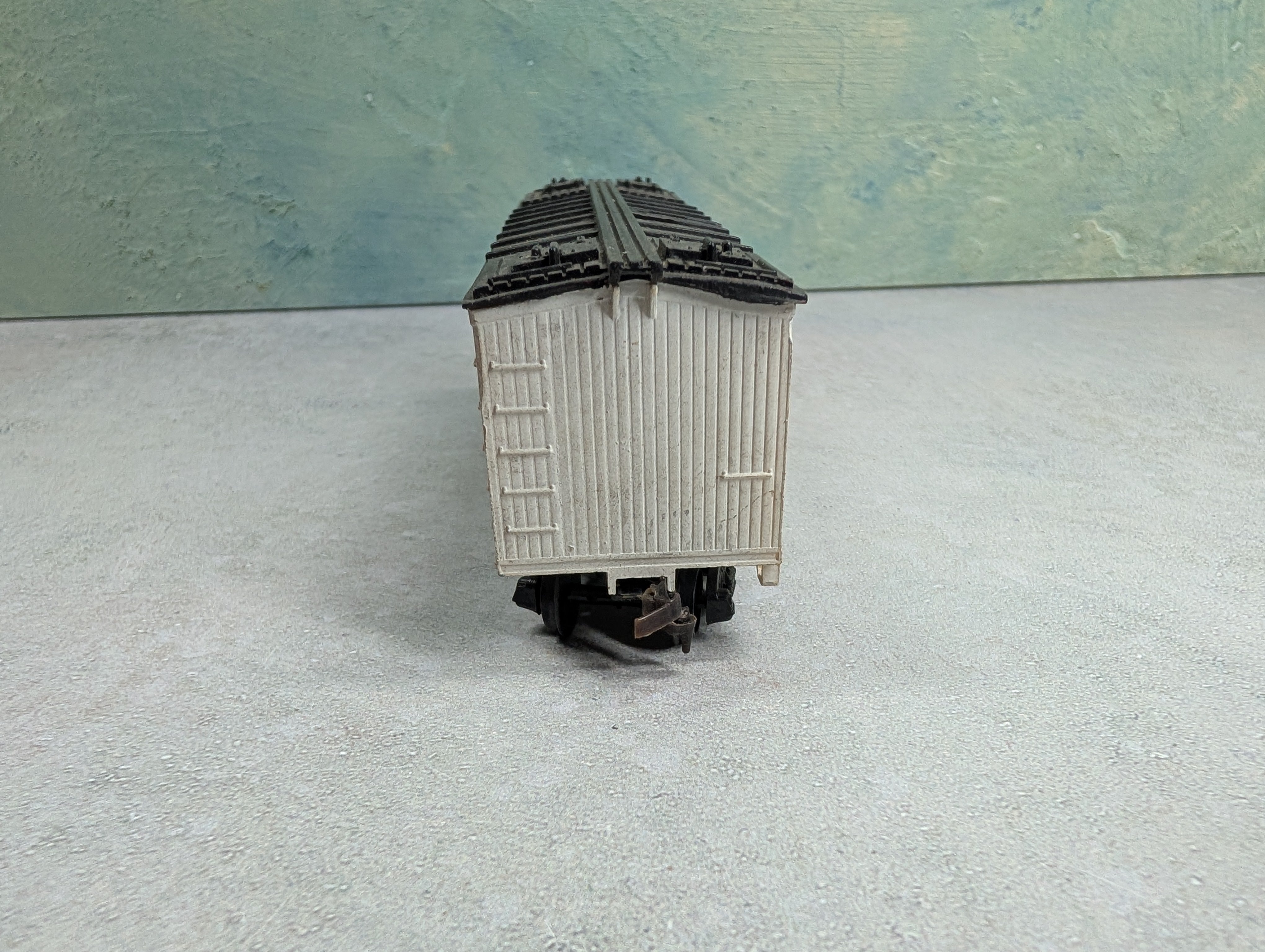 USED Varney HO Scale 38' Wooden Reefer Box Car Swift Refrigerator Line SRLX #1020