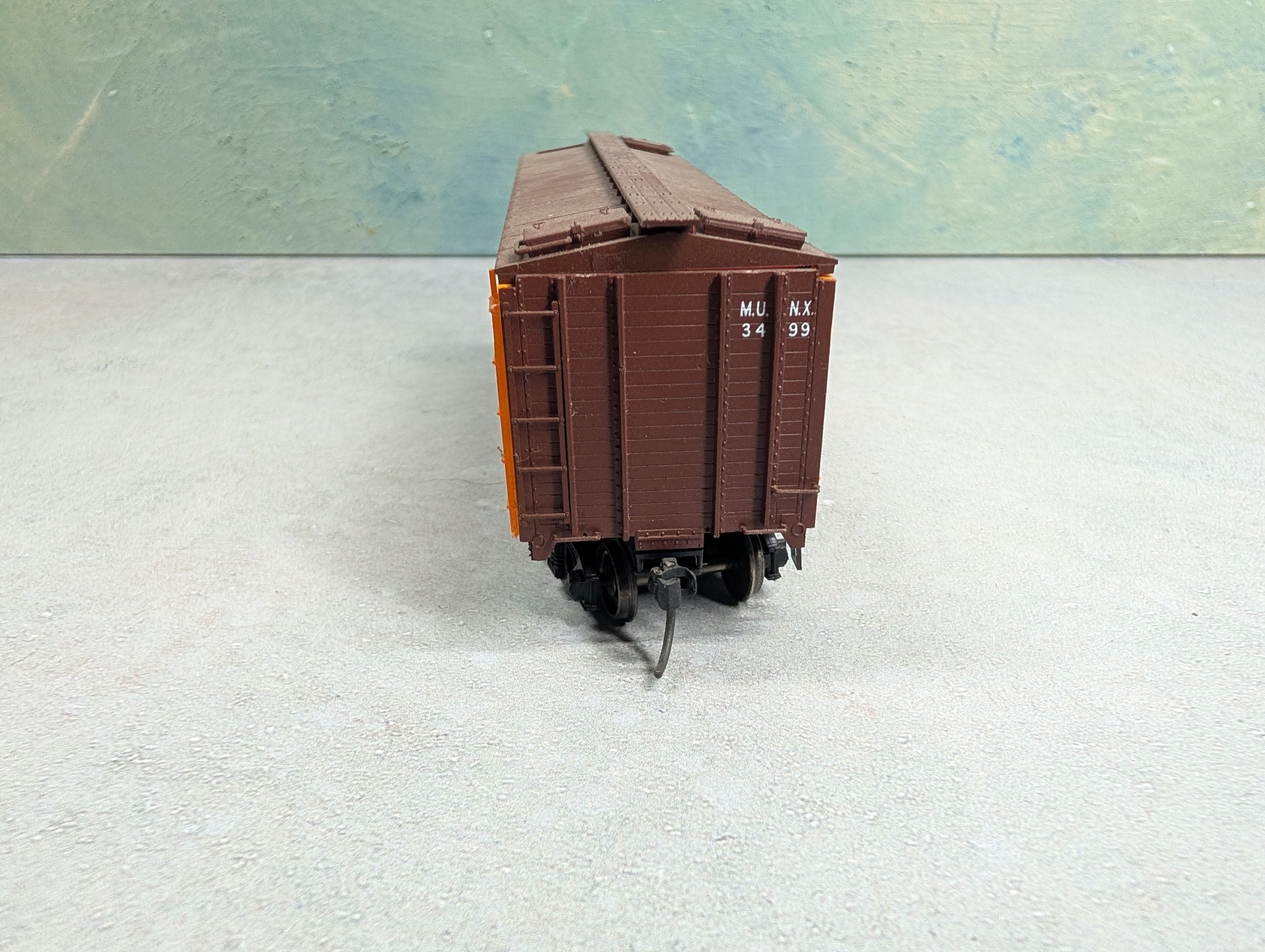 USED Red Caboose HO Scale 37' Wooden Box Car Mather Stock Car MUNX #3499