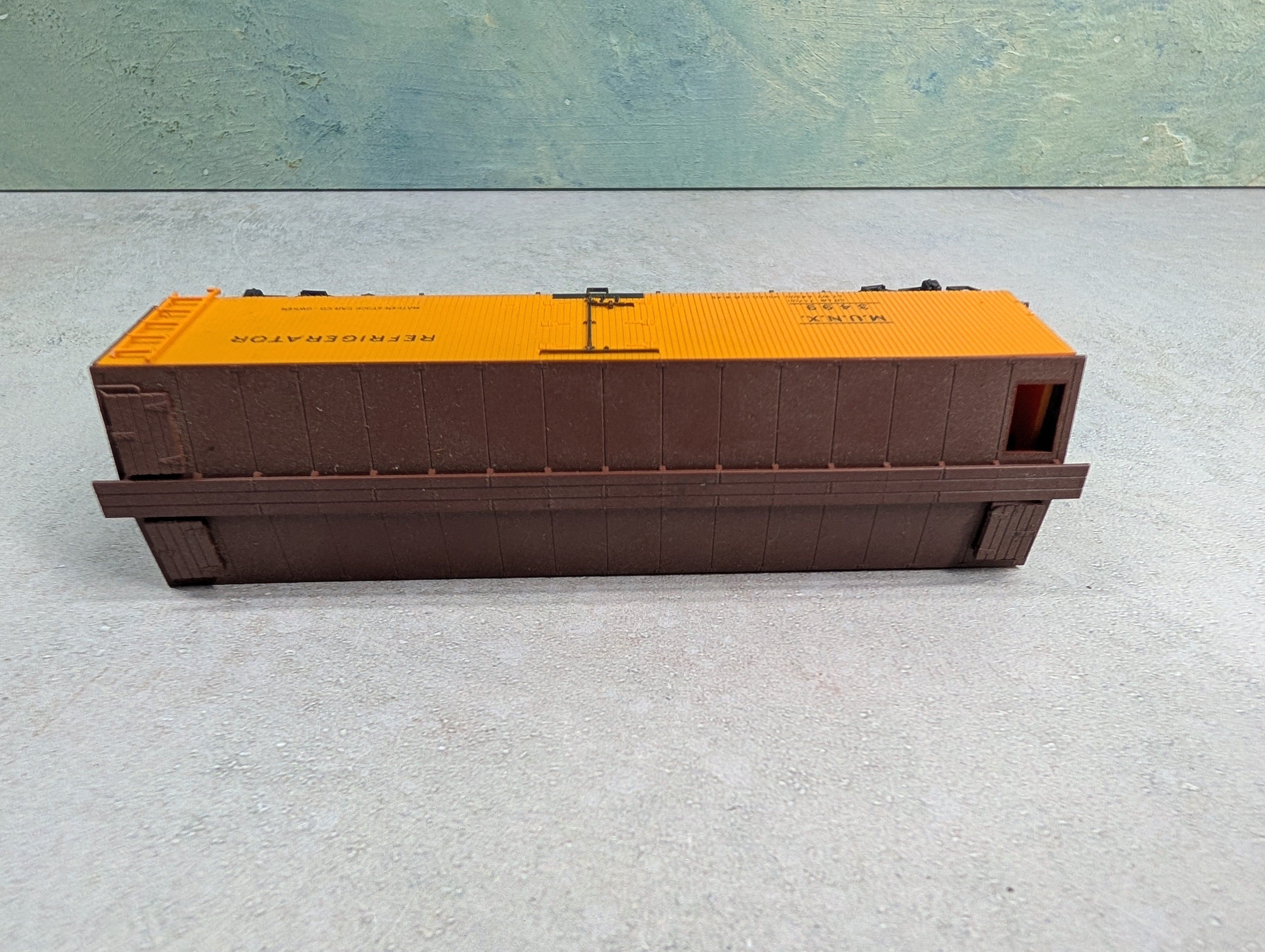 USED Red Caboose HO Scale 37' Wooden Box Car Mather Stock Car MUNX #3499