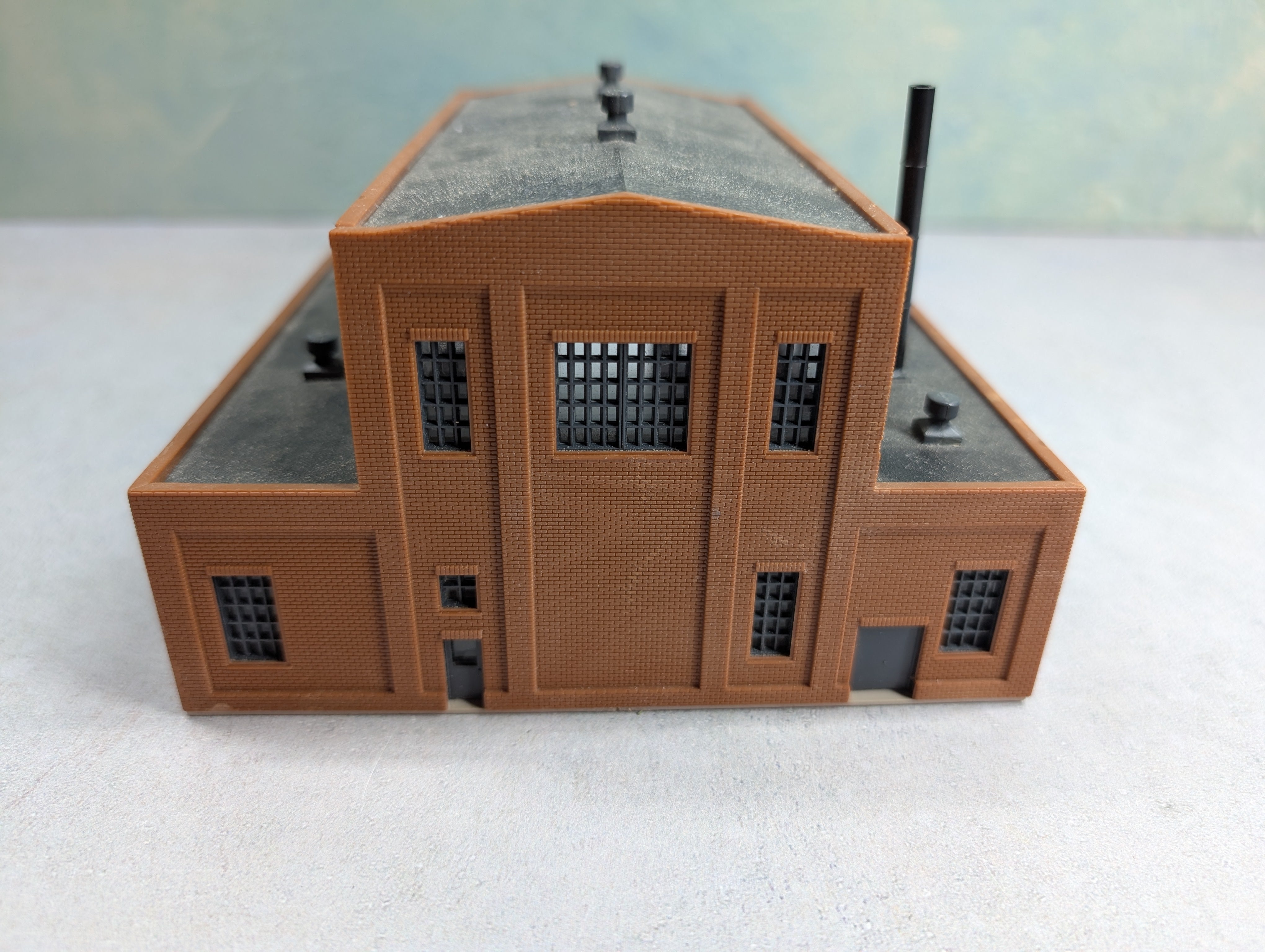 USED Walthers N Scale Built Allied Rail Rebuilders Warehouse