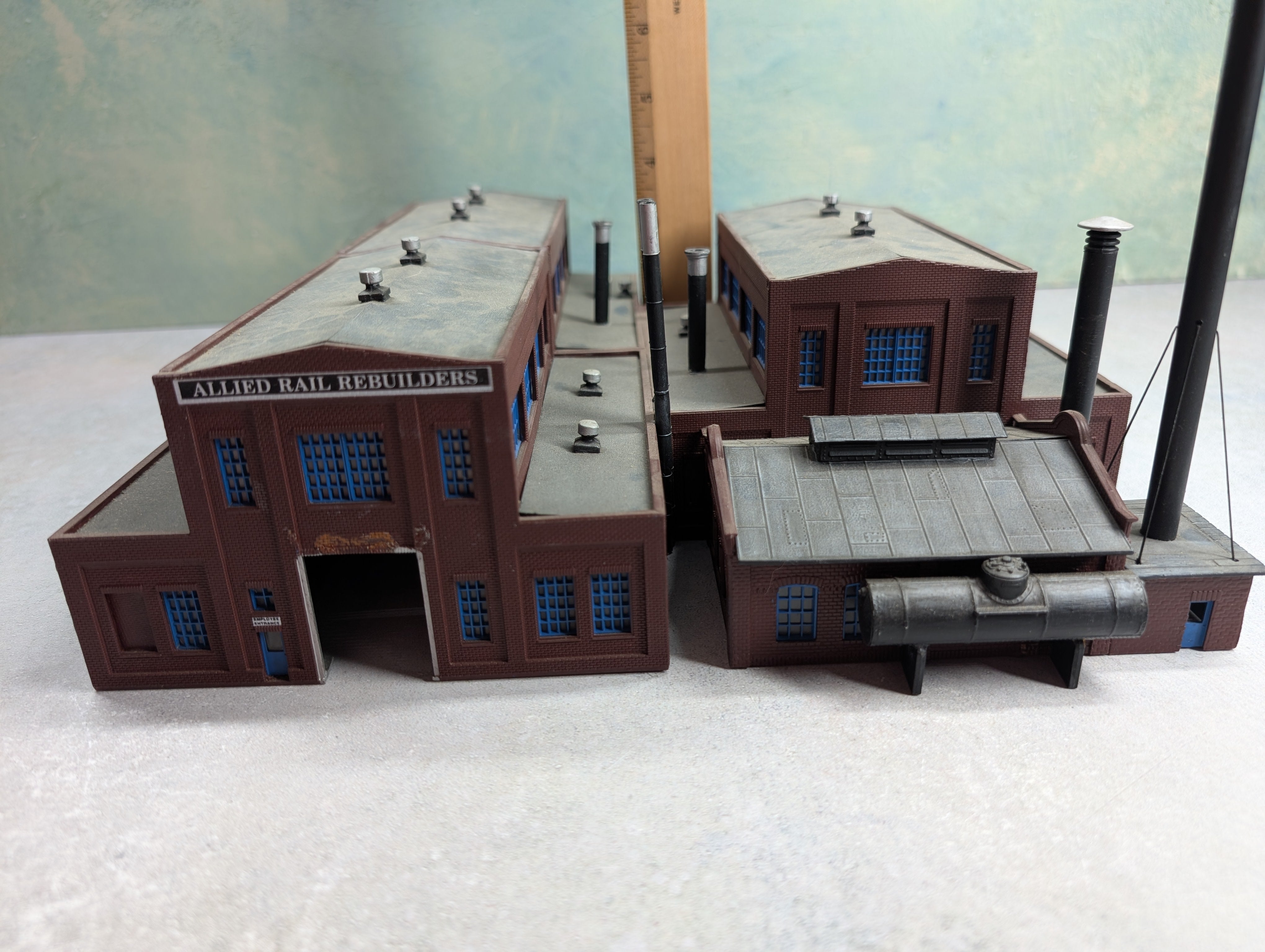 USED Walthers N Scale Custom Allied Rail Rebuilders Warehouses