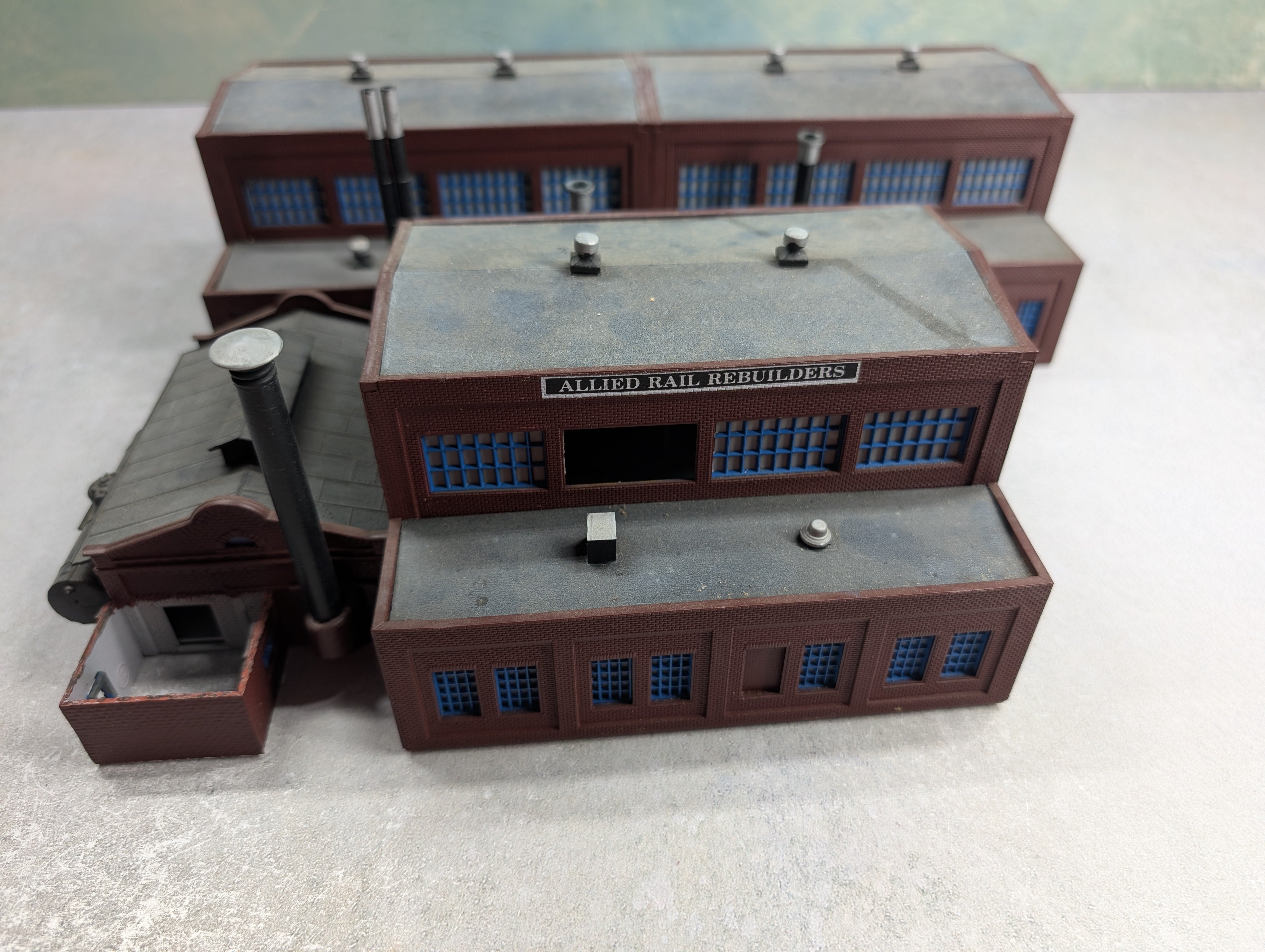 USED Walthers N Scale Custom Allied Rail Rebuilders Warehouses