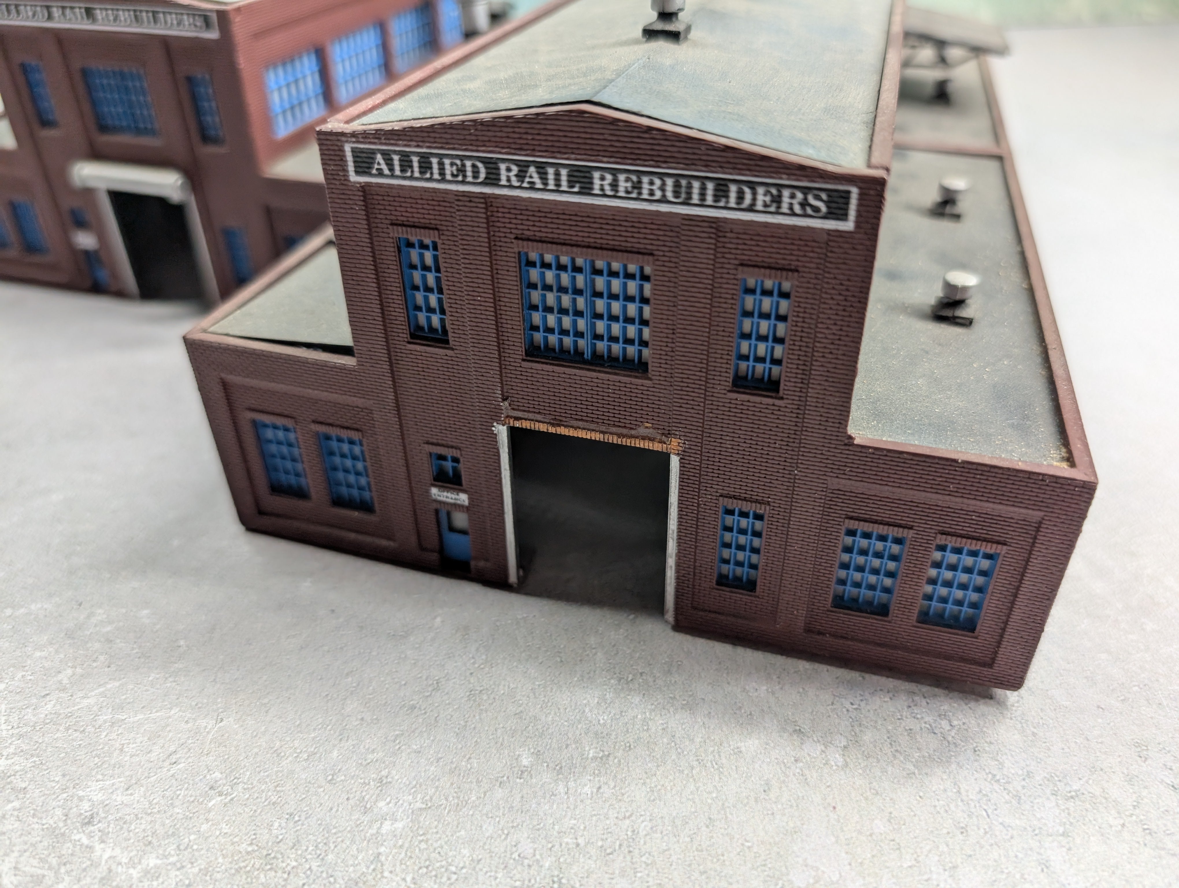USED Walthers N Scale Custom Allied Rail Rebuilders Warehouses