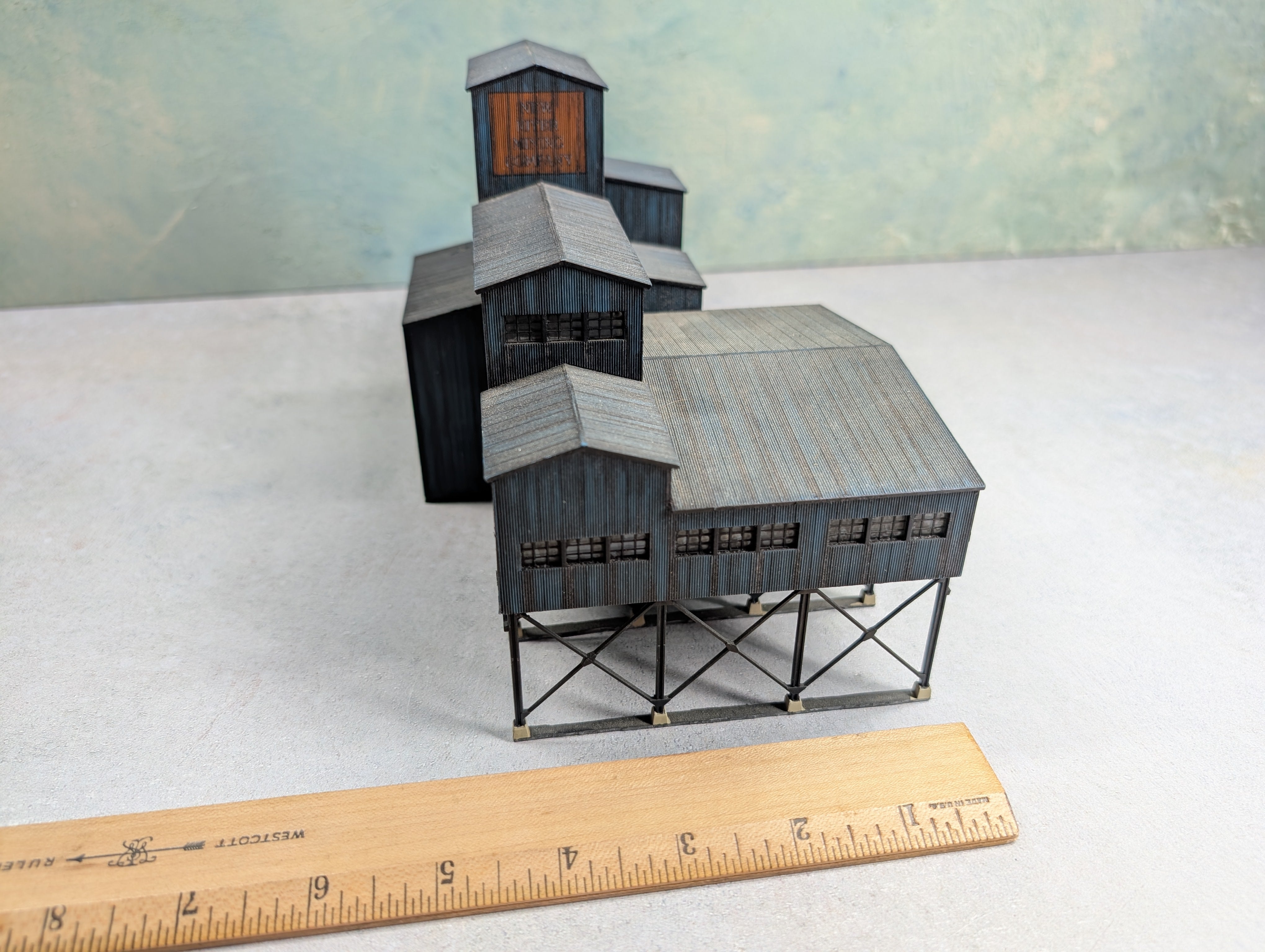 USED Walthers N Scale Weathered New River Mining Company