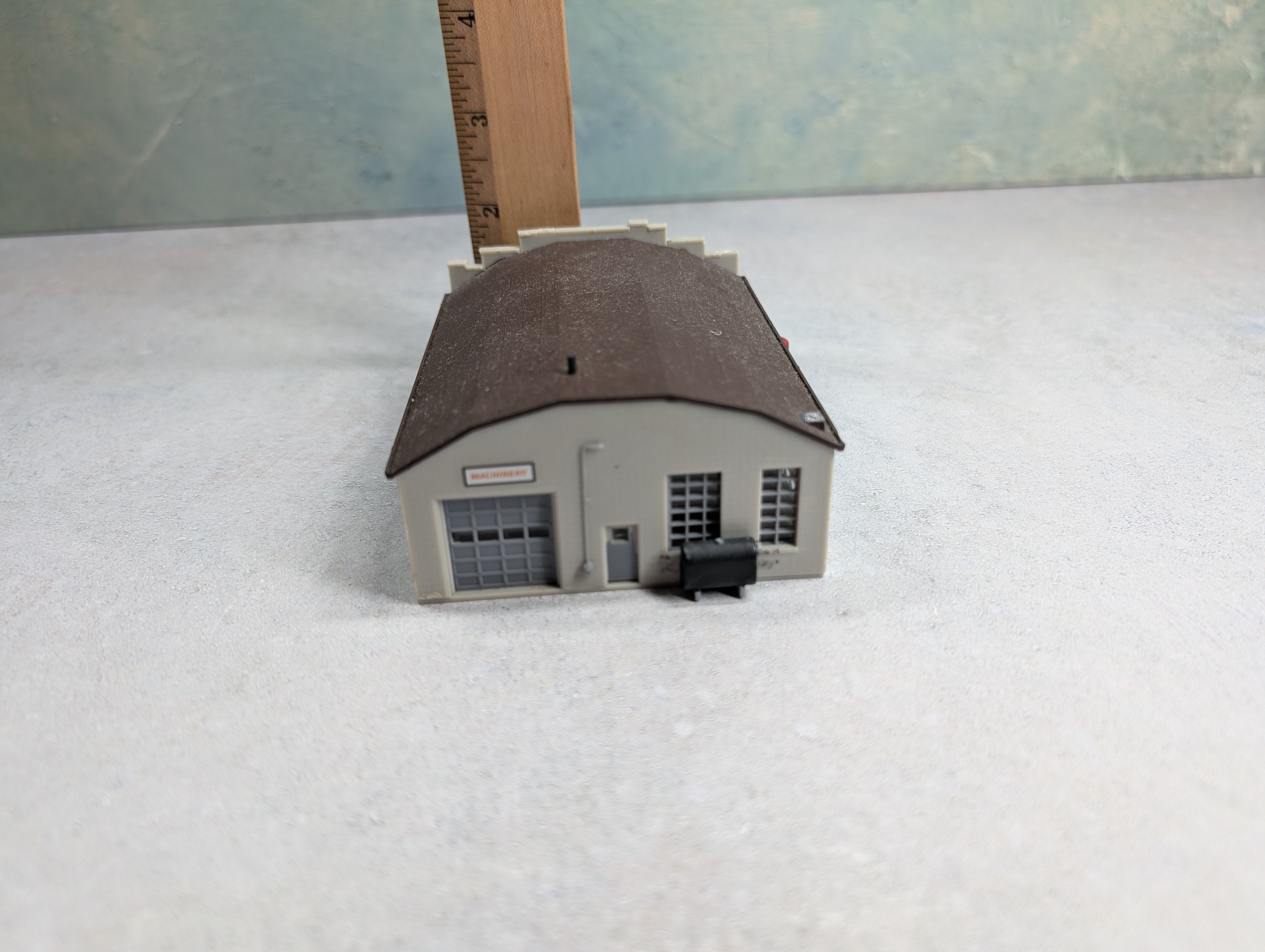 USED Walthers N Scale State Line Farm Supply Building