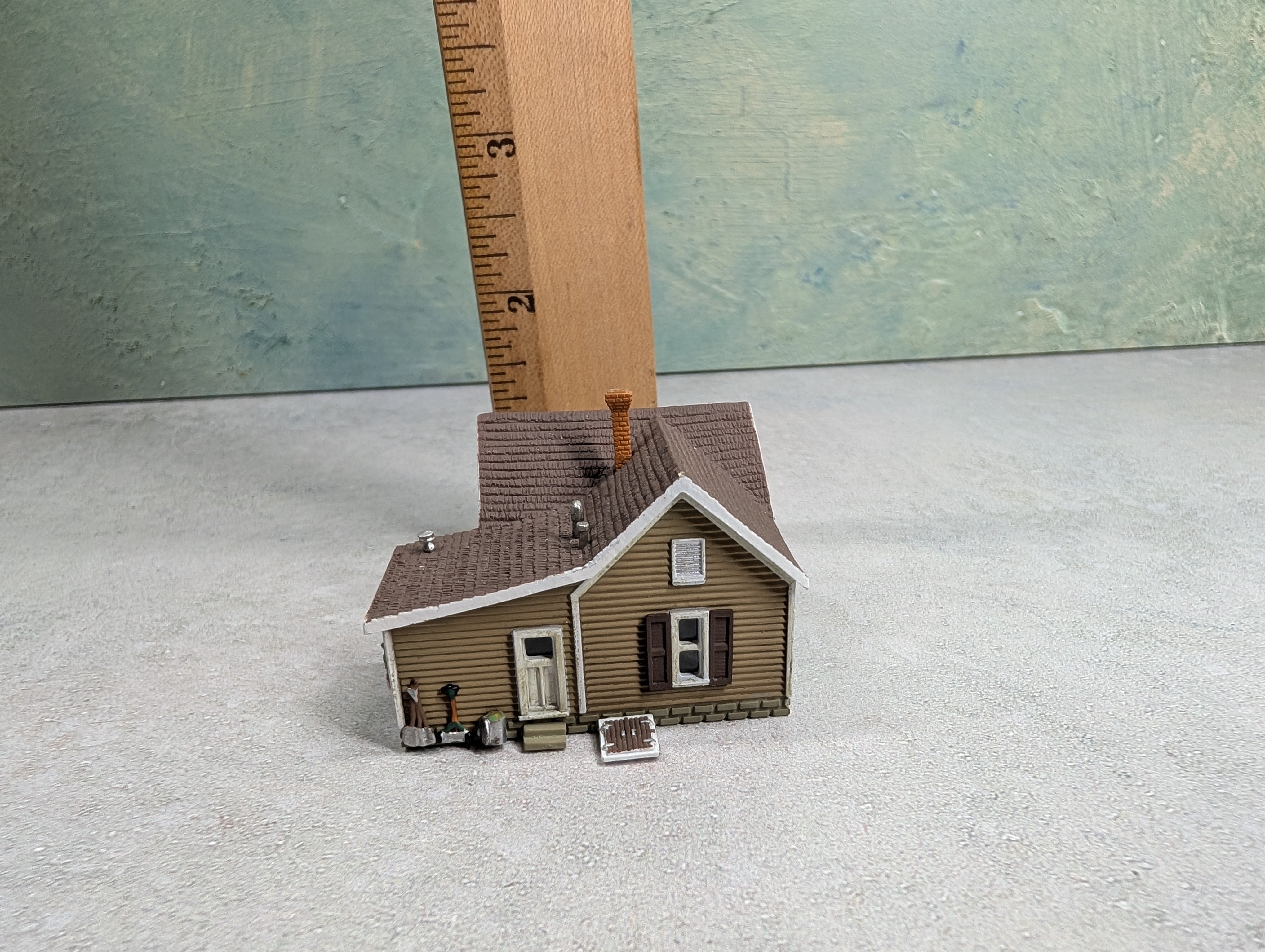 USED Woodland Scenics N Scale Granny's House