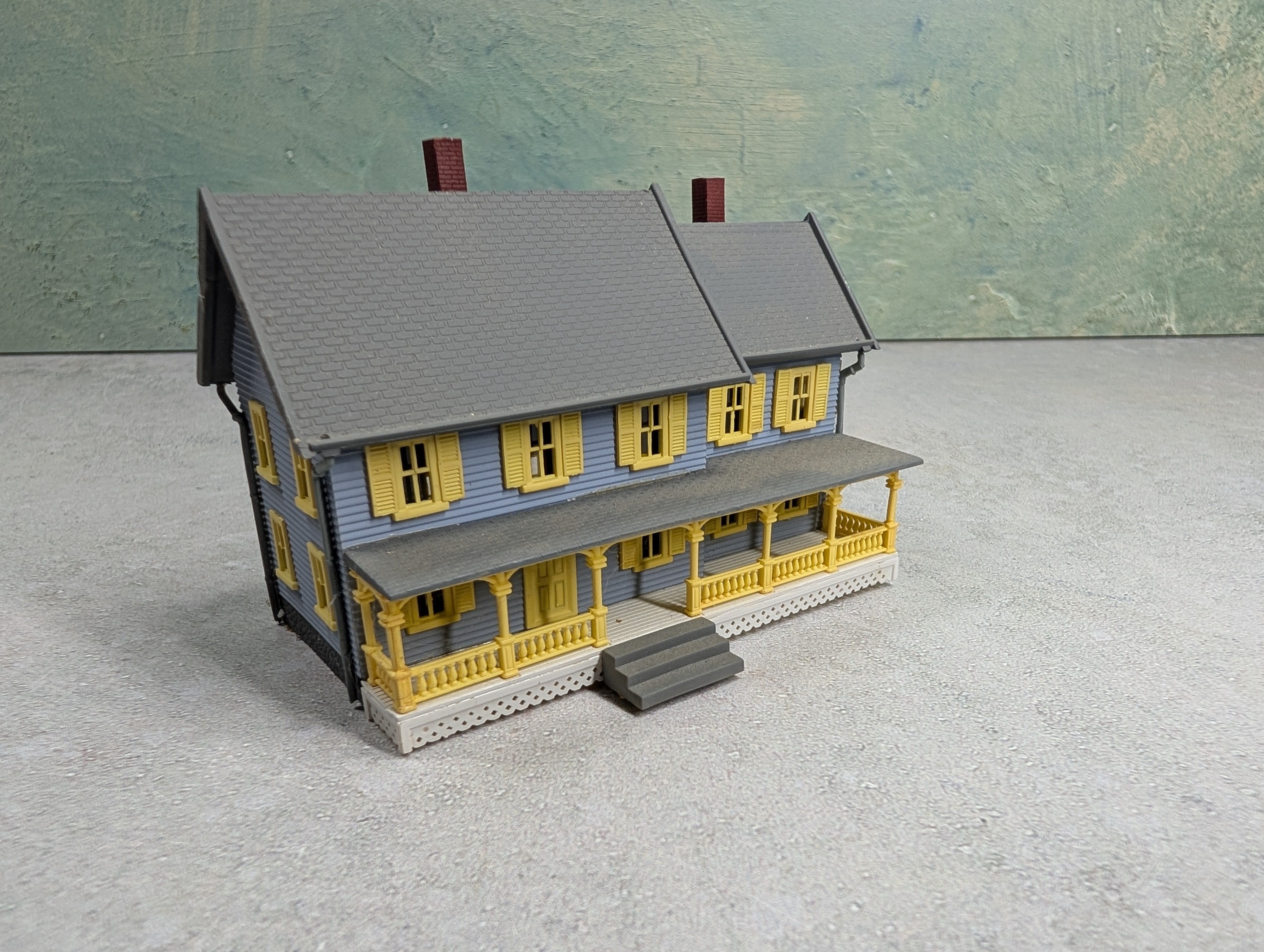 USED N Scale Farm House