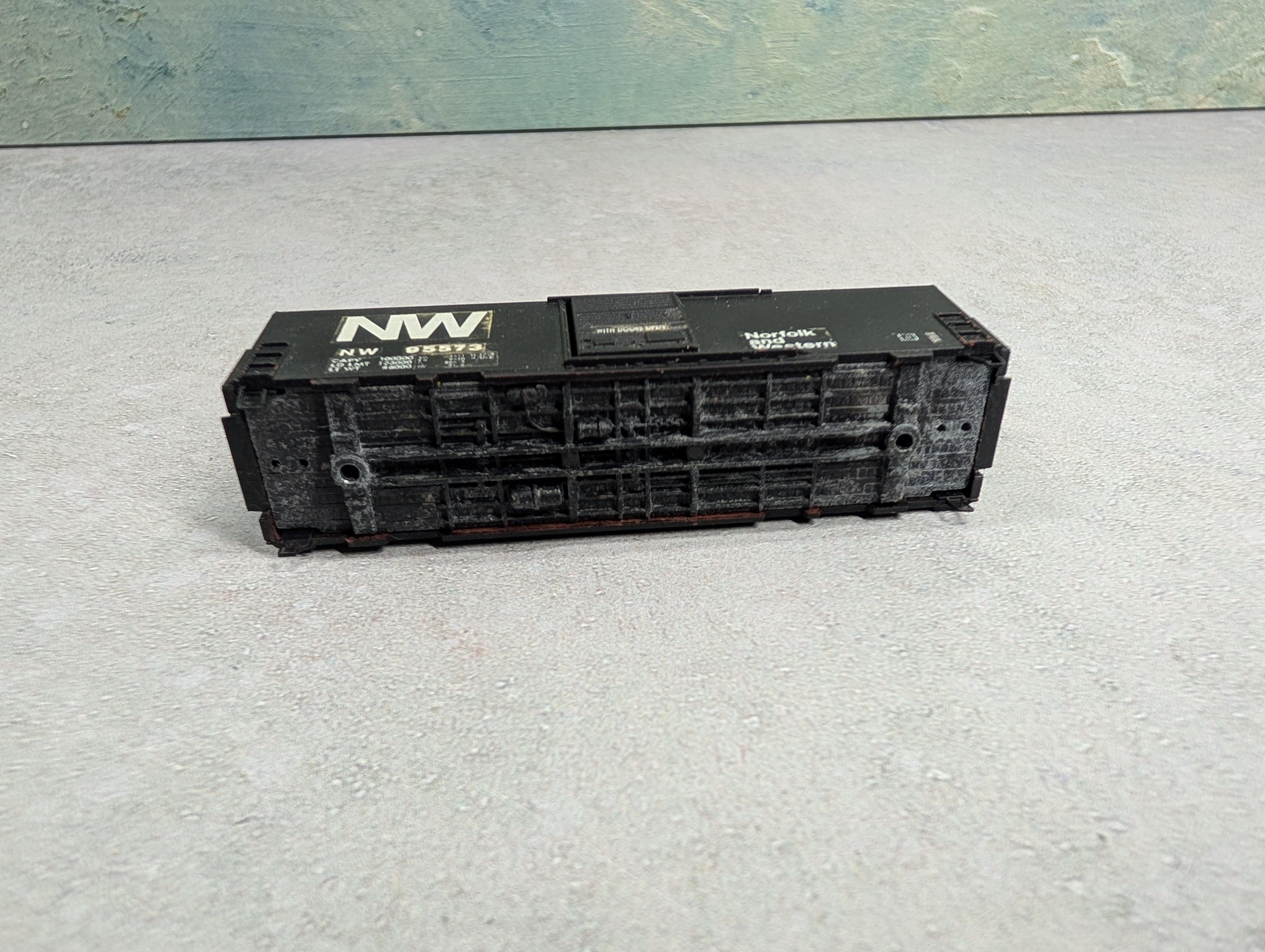 USED Kadee N Scale 40' Box Car Norfolk & Western NW #95573 Decal
