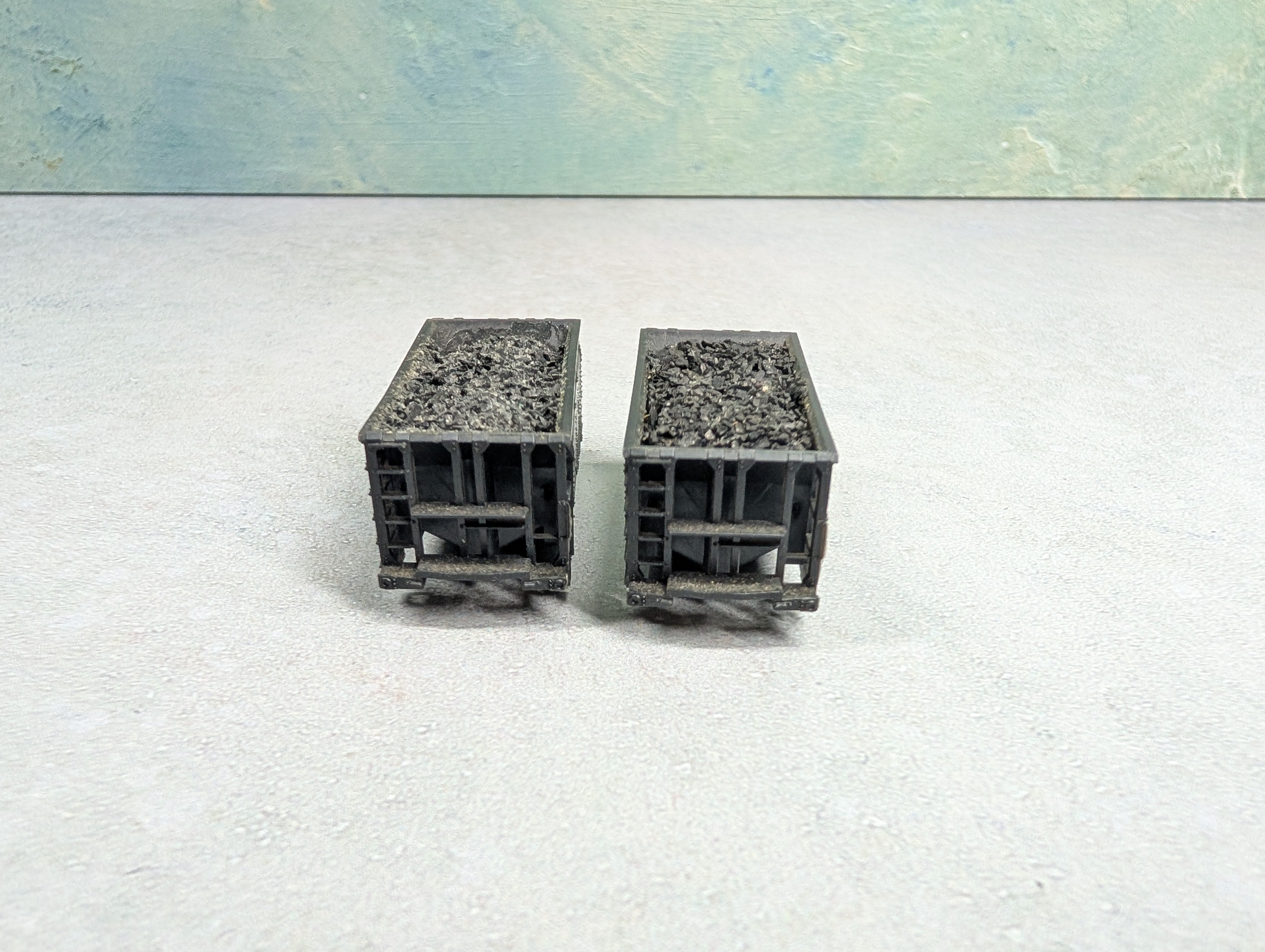 USED Atlas N Scale Ore Cars SOO Line #81698 w/ Load, No trucks (2 pcs)