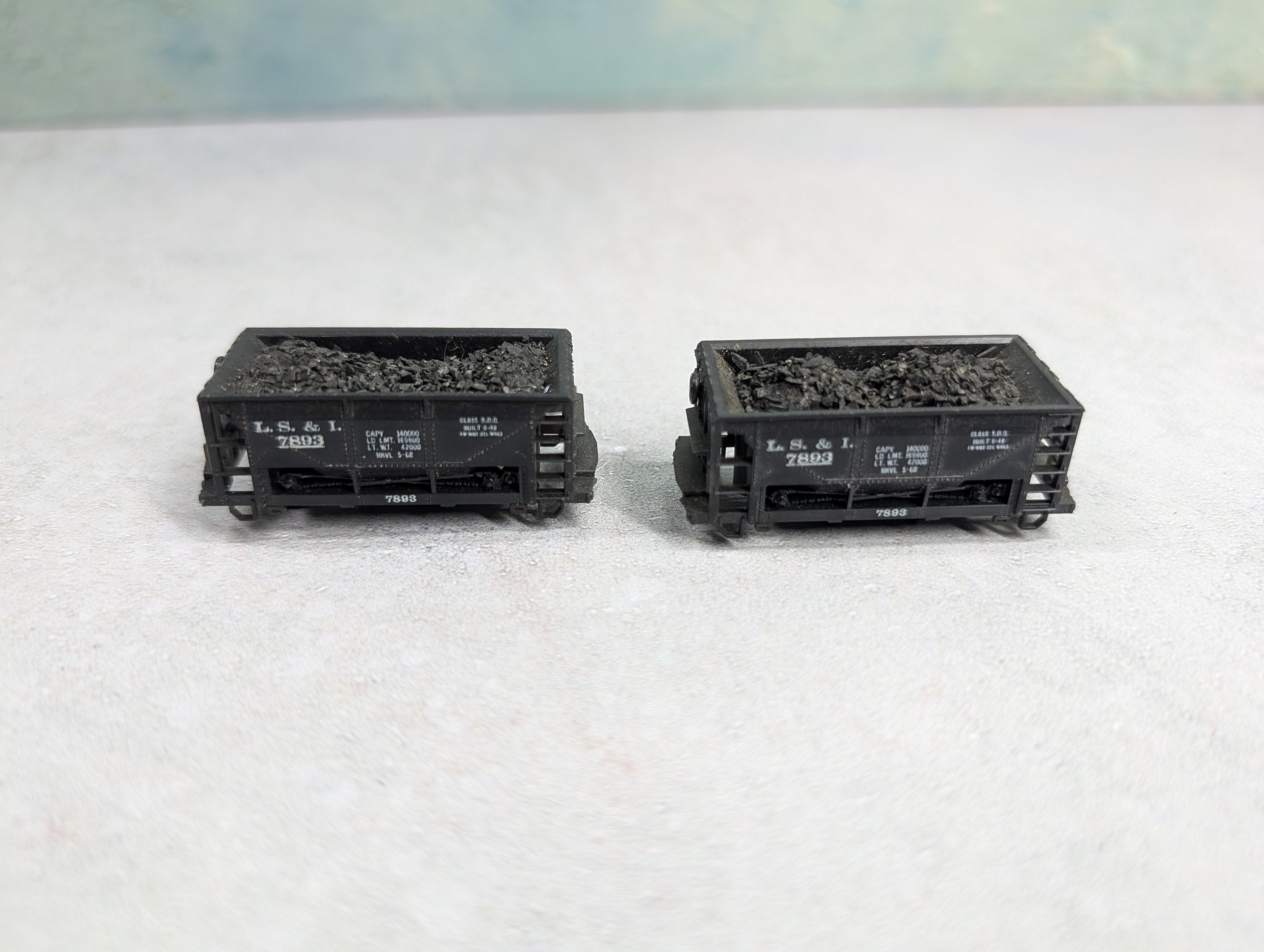 USED Atlas N Scale Ore Cars Lake Superior and Ishpeming Railroad LS&I #7893 w/ Load (2 pcs)