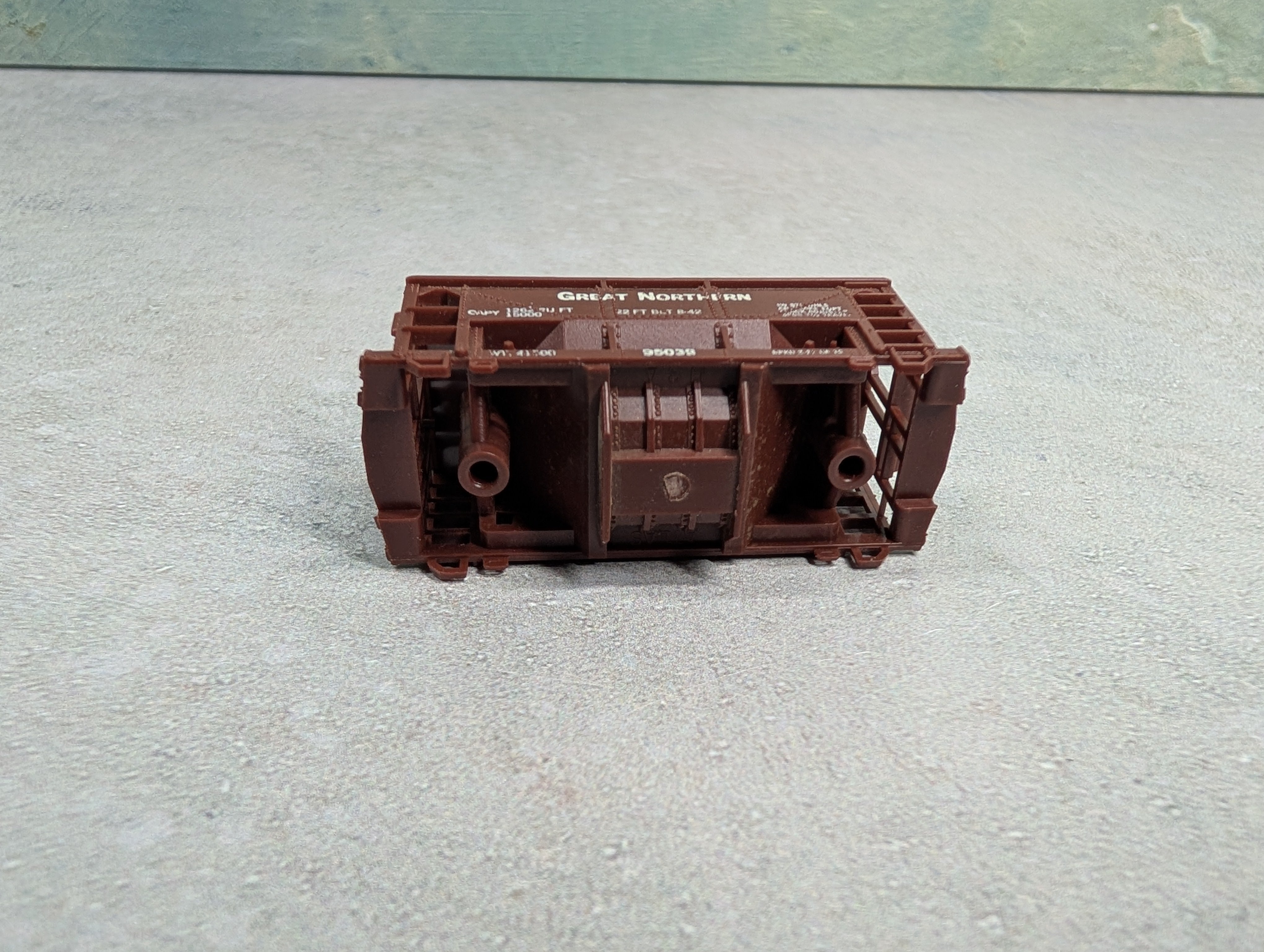 USED Atlas N Scale Ore Car Great Northern #95039 No Trucks