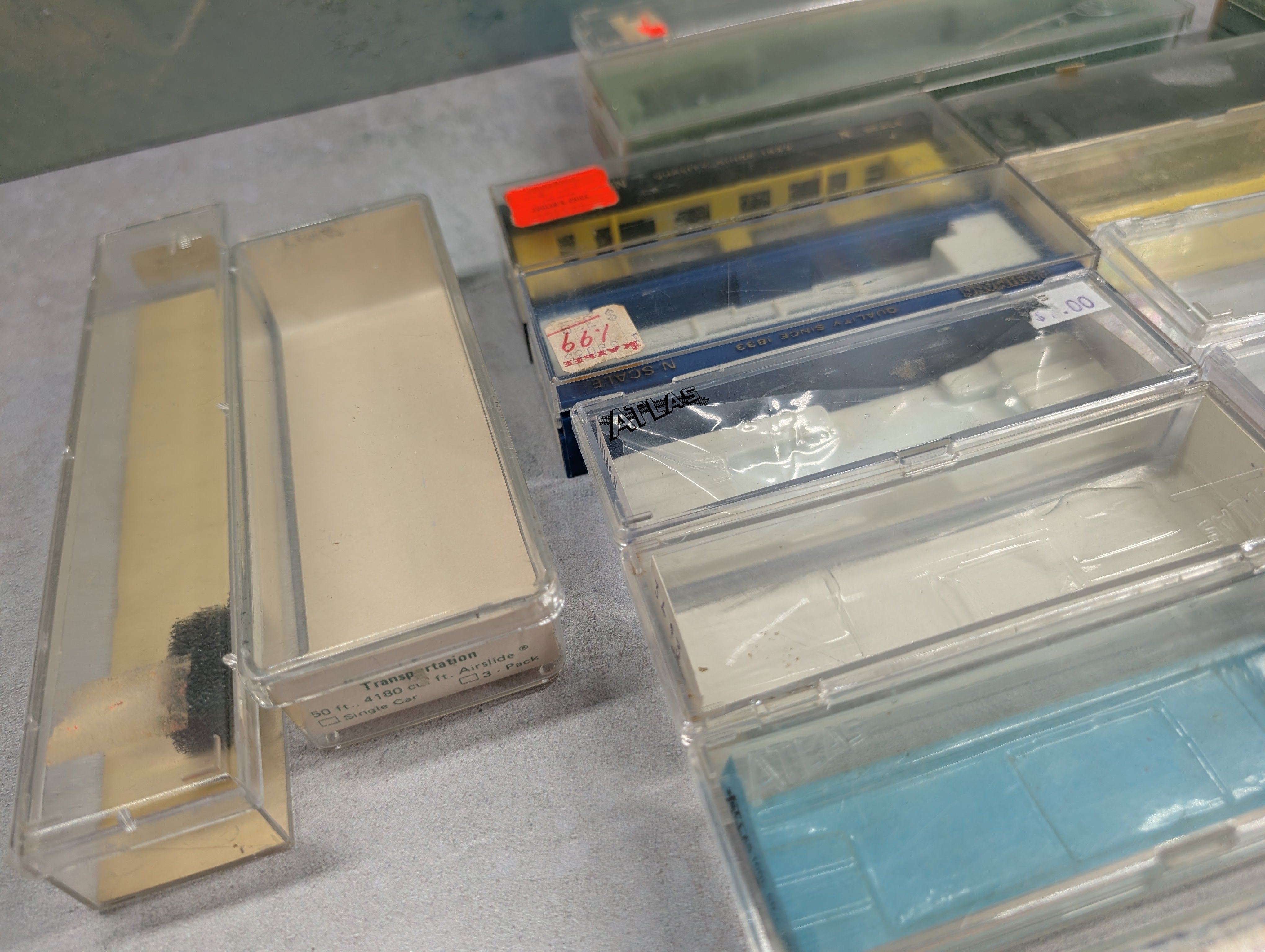 USED N Scale Lot of Empty Jewel Cases (18 pcs)