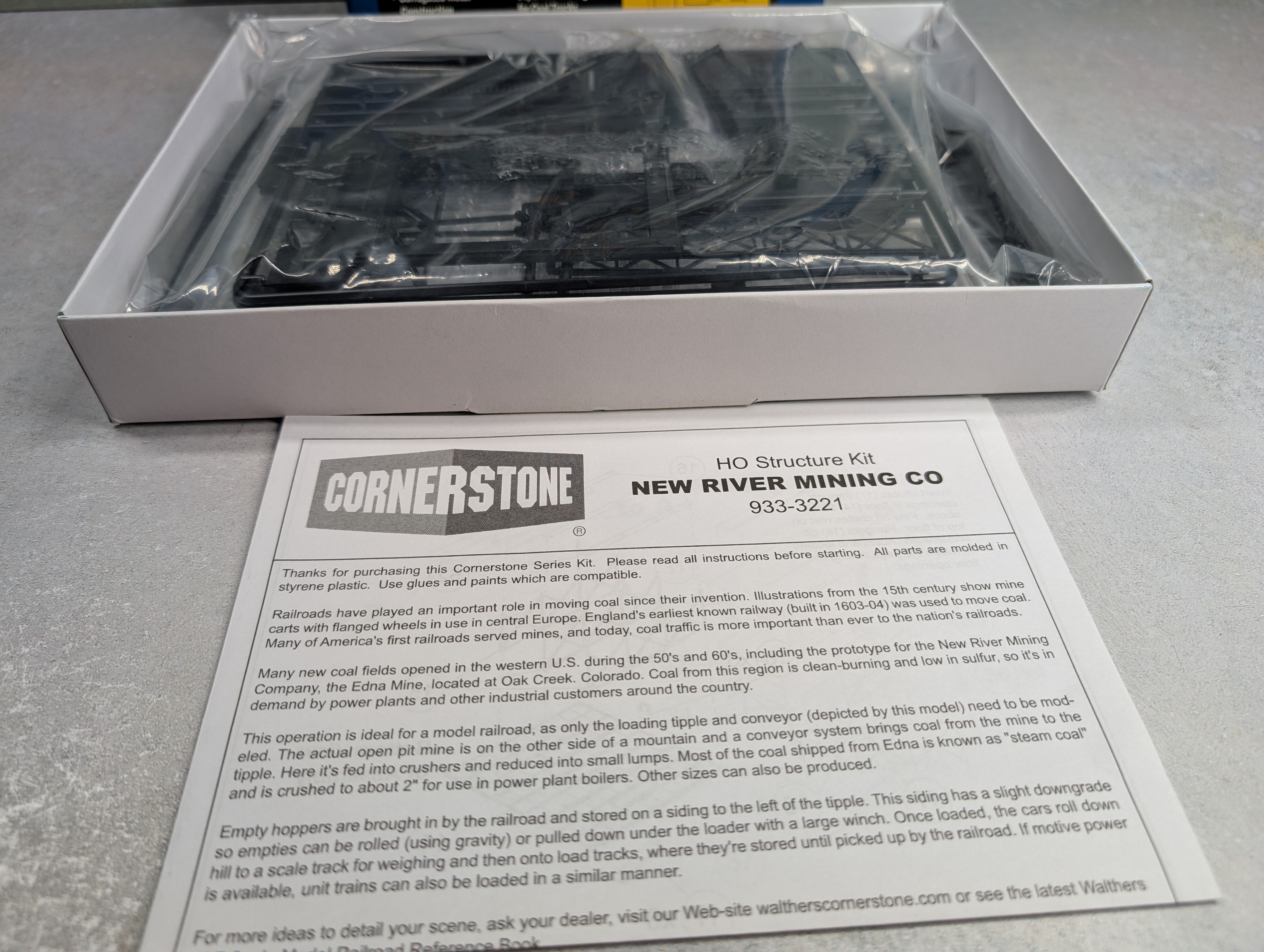 Walthers 933-3221 N Scale Cornerstone New River Mining Company Structure KIT