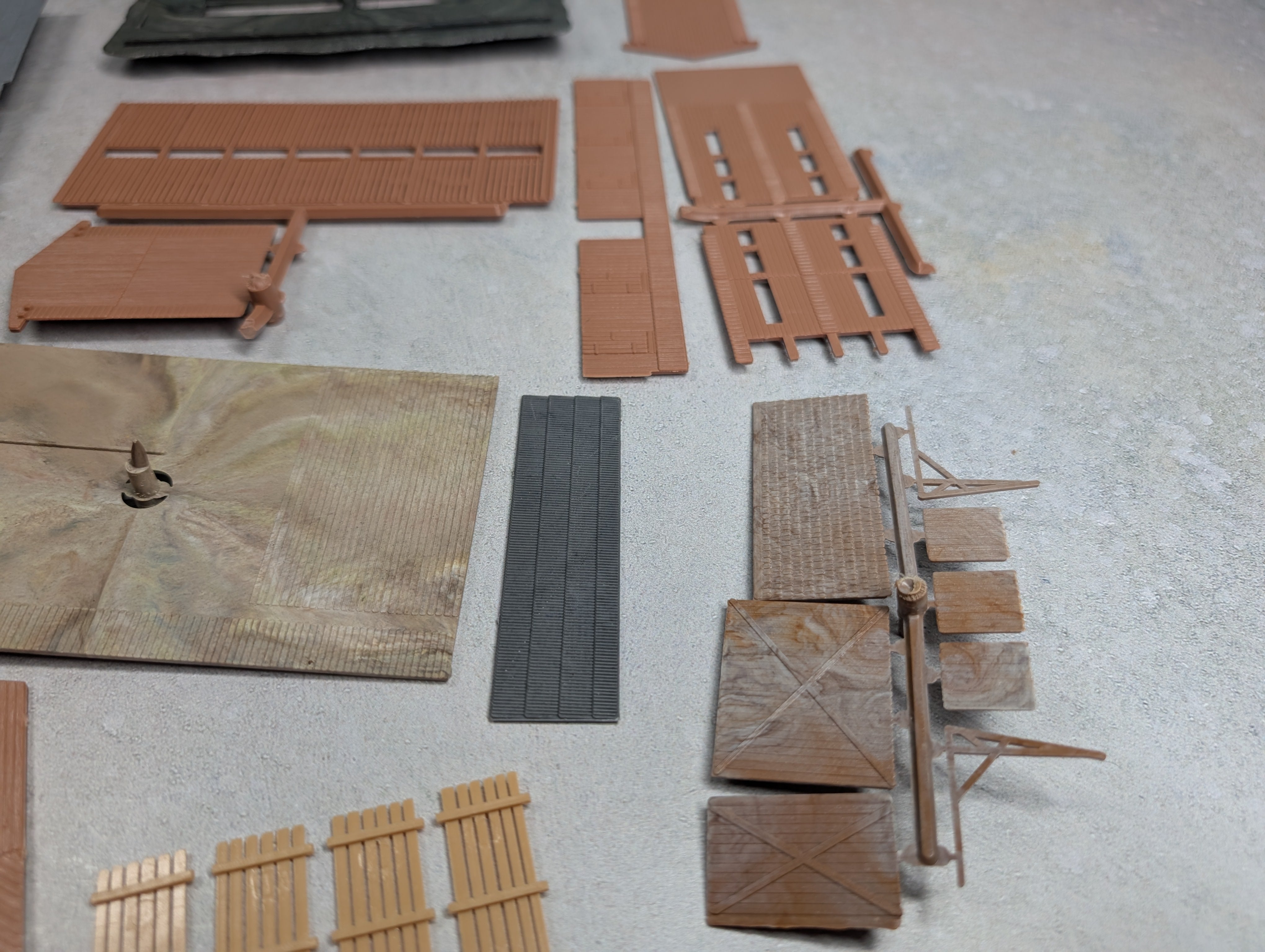 USED Atlas 2883 N Scale Lumber Mill Structure KIT