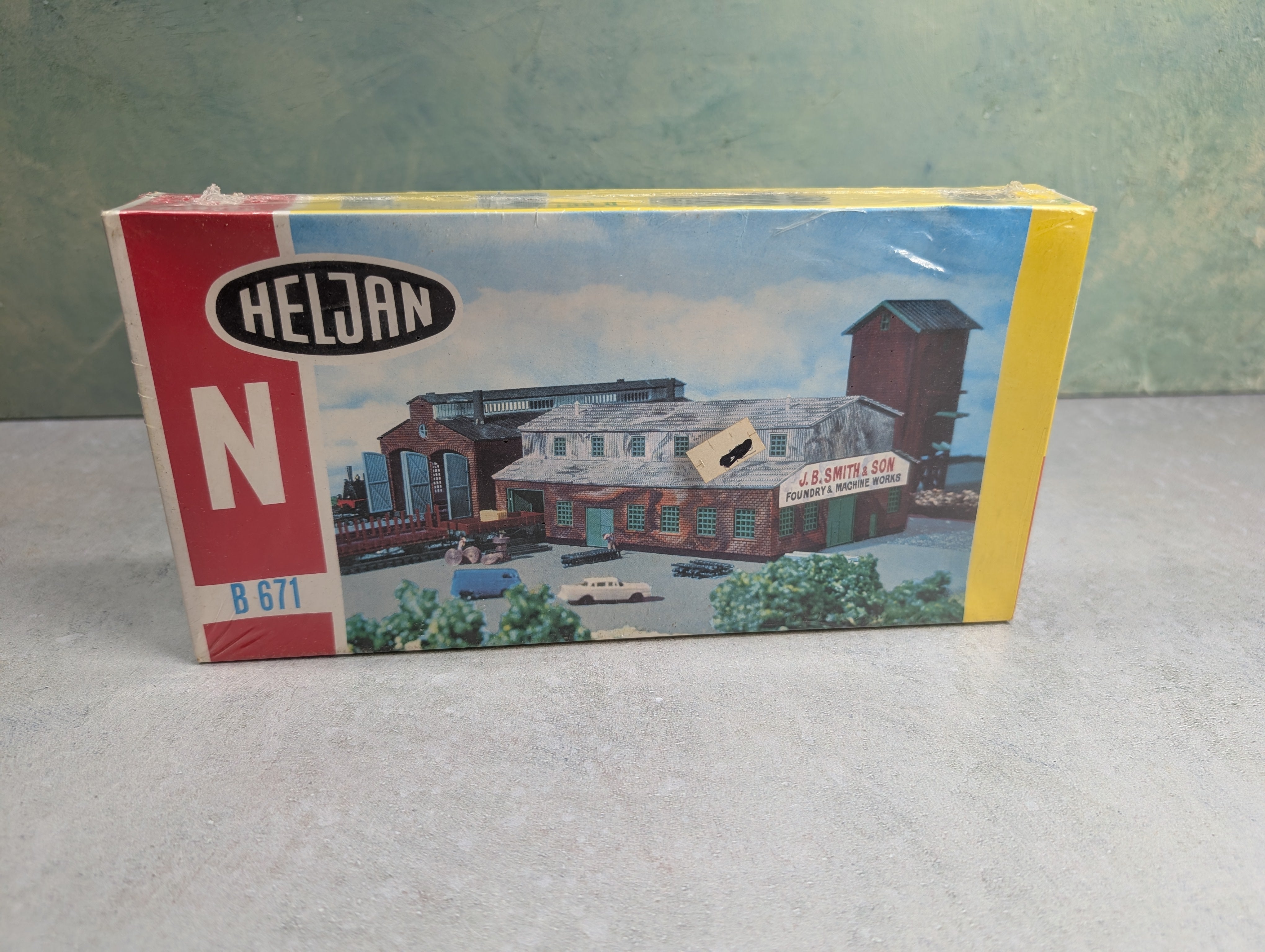 USED Heljan B671 N Scale Foundry Building (Sealed) KIT