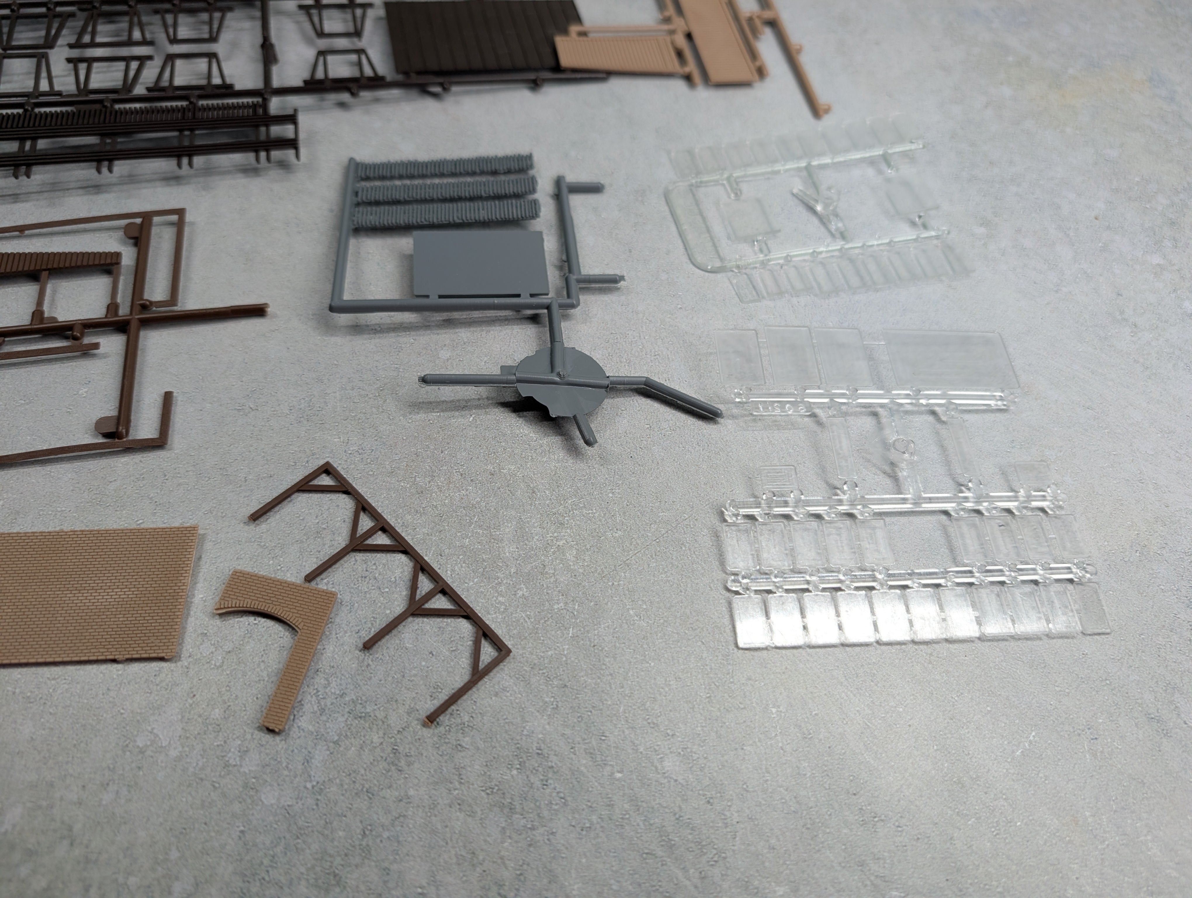 USED Heljan 610 N Scale Coal Yard Structure KIT