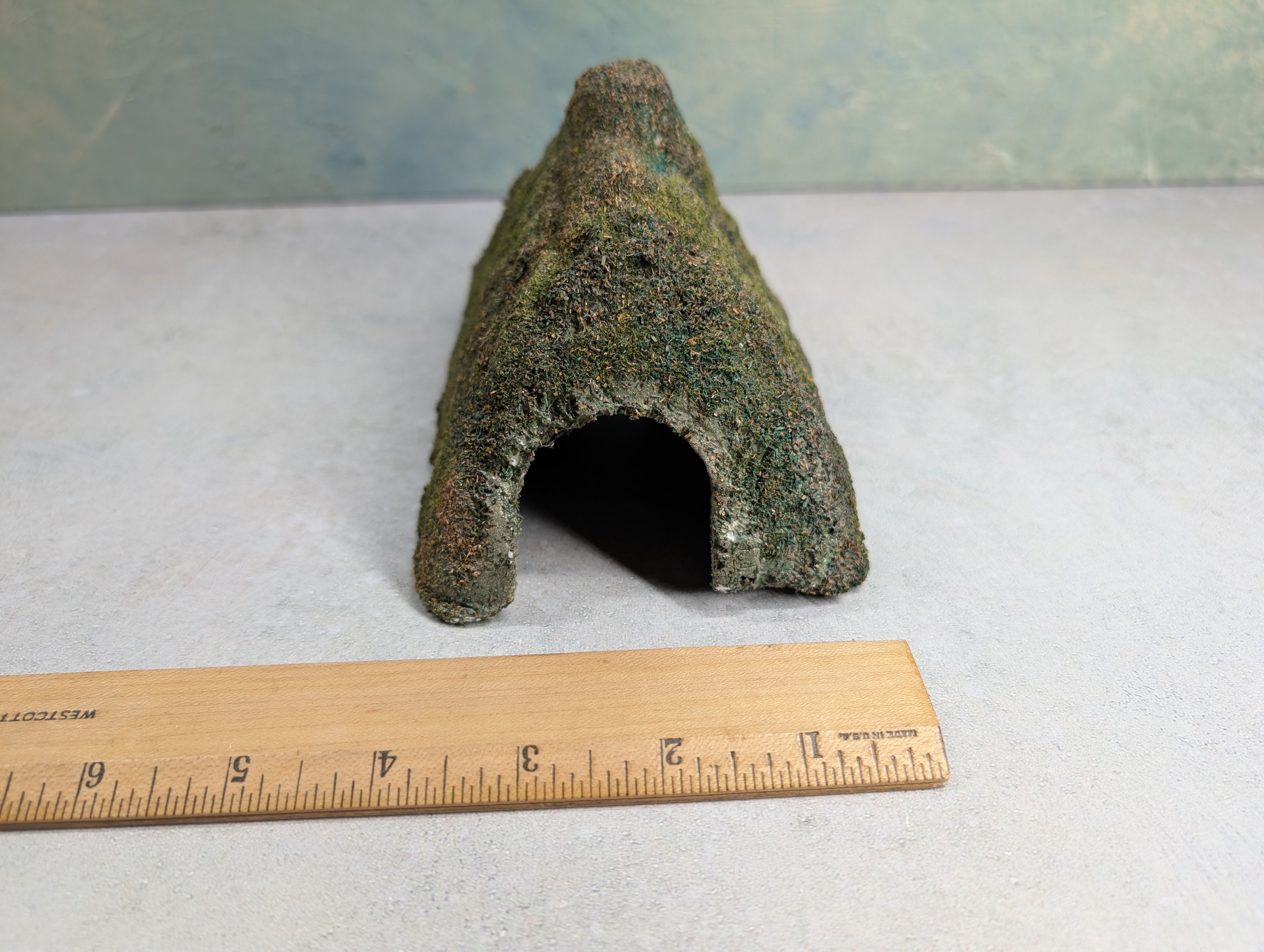 USED N Scale Foam Tunnel with Greenery