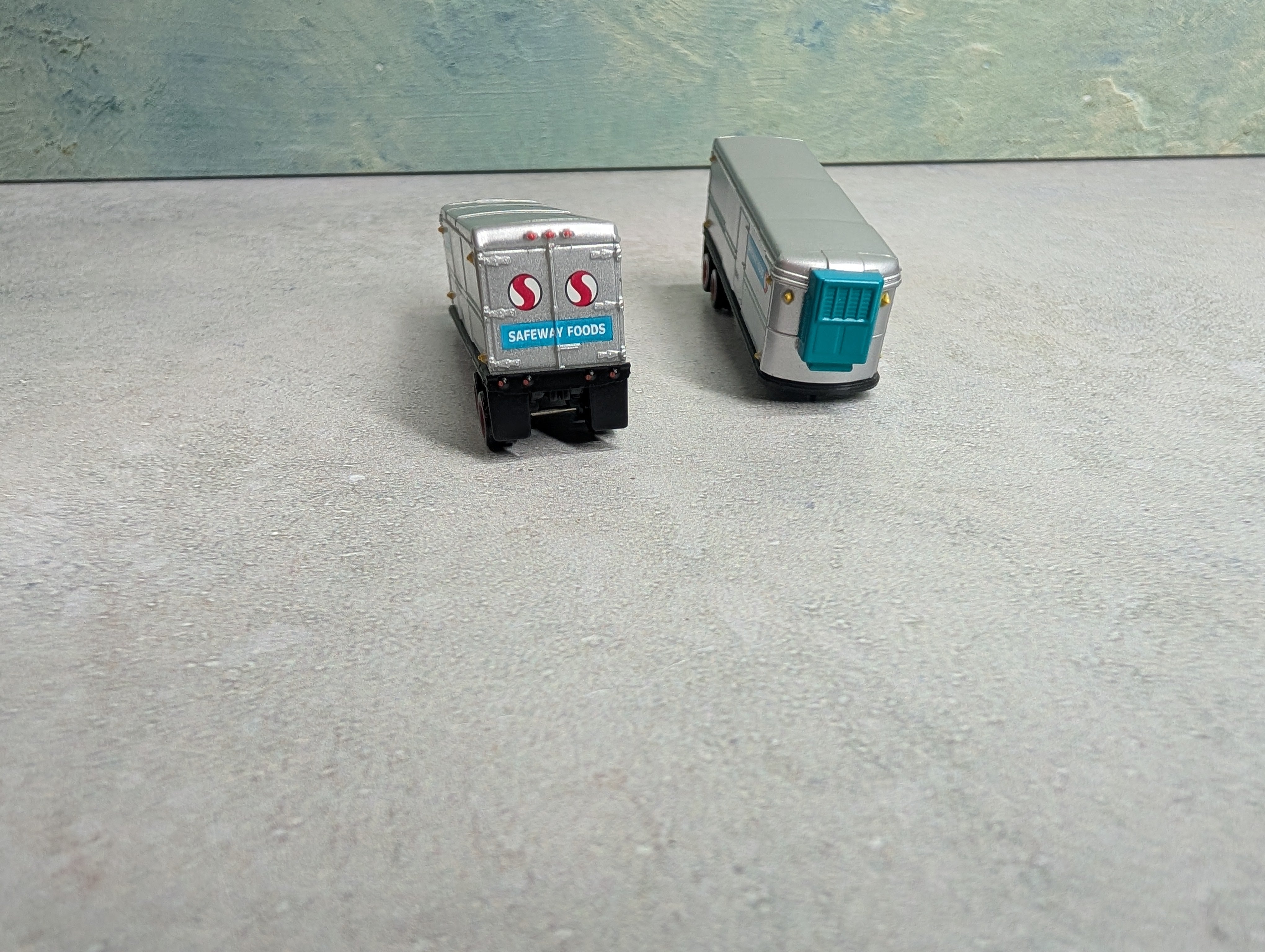 USED Classic Metal Works N Scale Lot of Tractor Trailers w/ Reefers Safeway Foods