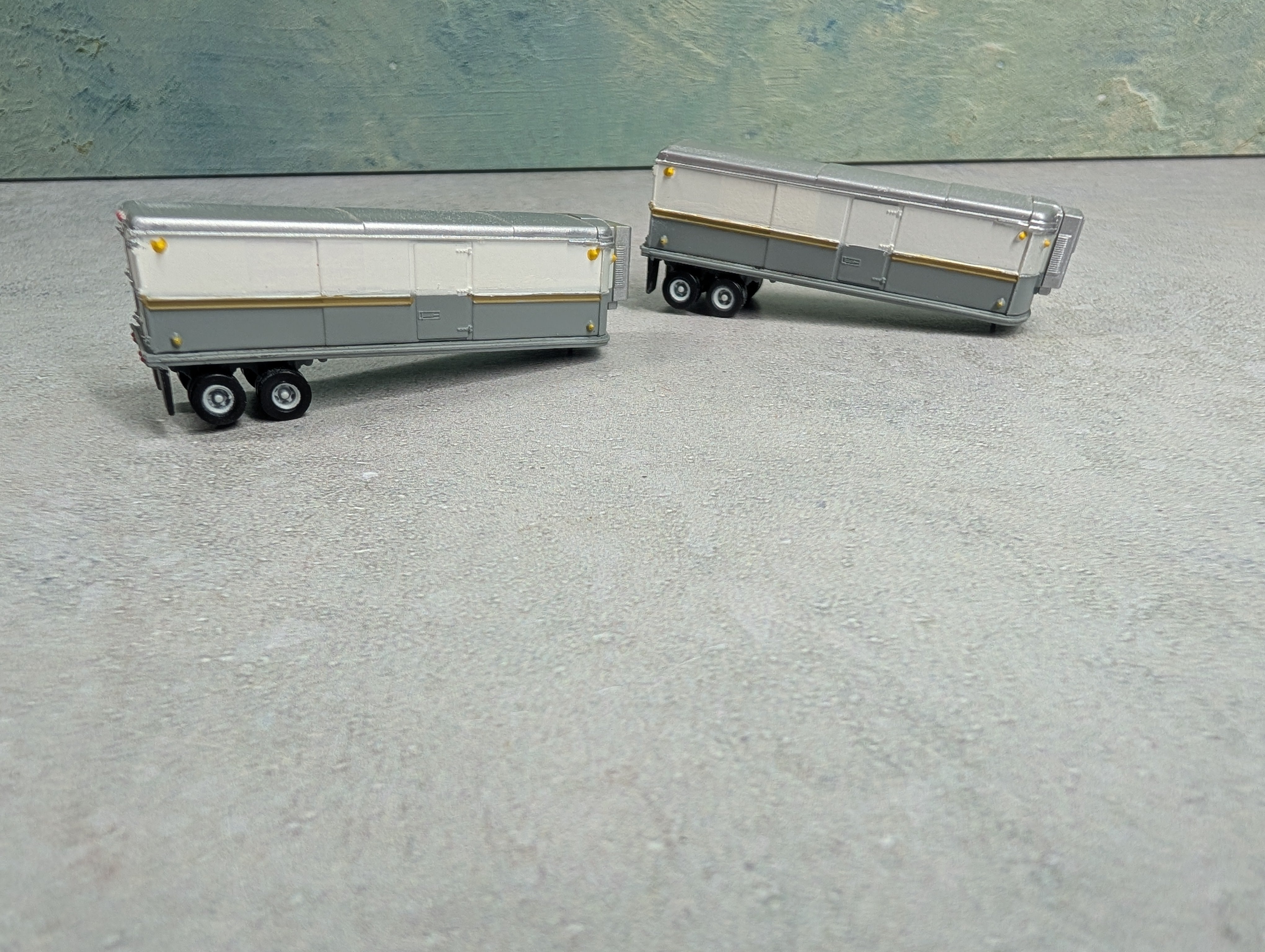 USED Classic Metal Works N Scale Lot of Tractor Trailers w/ Reefers - White Gray & Gold