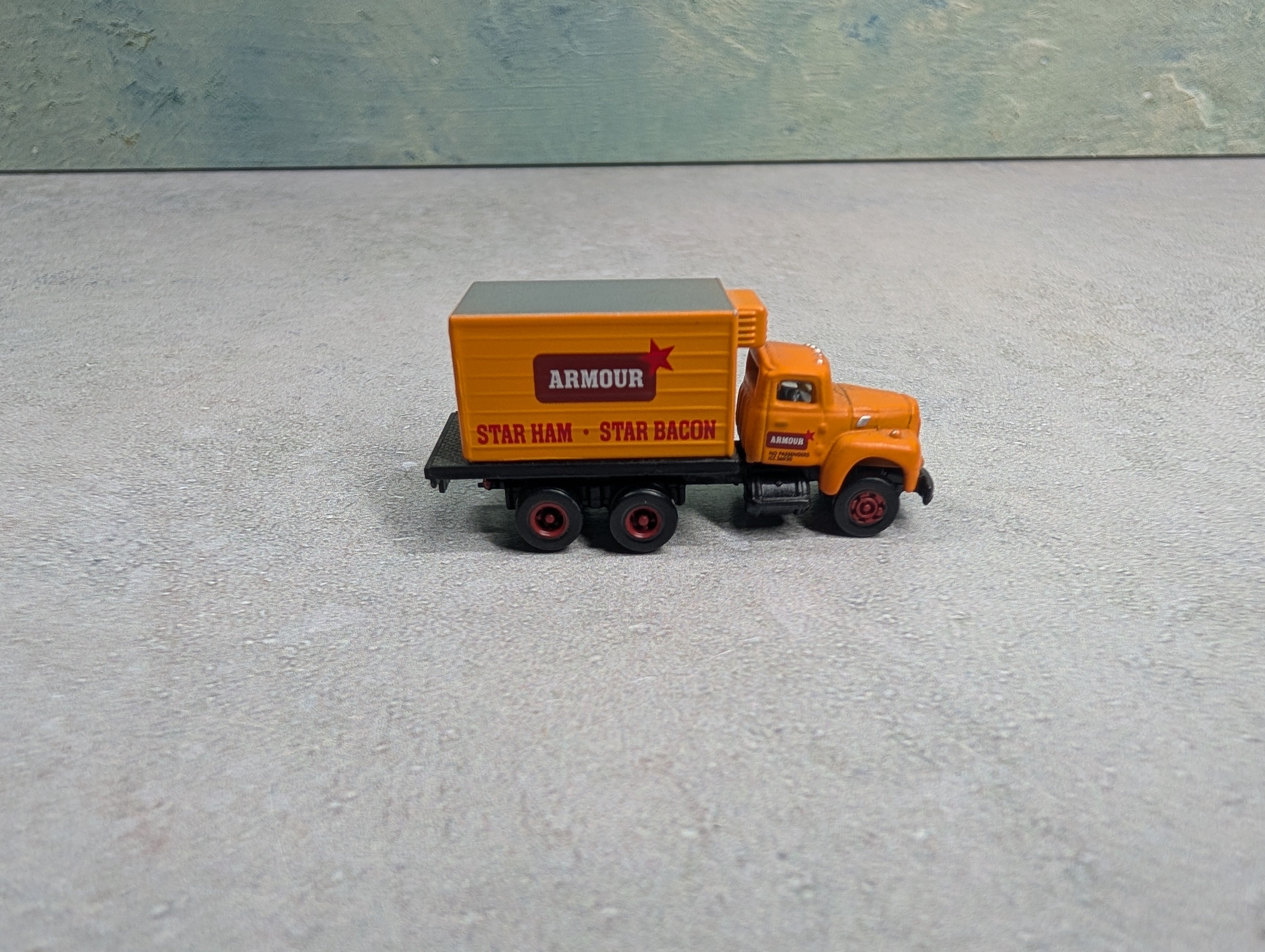 USED Classic Metal Works N Scale Cargo Truck Armour