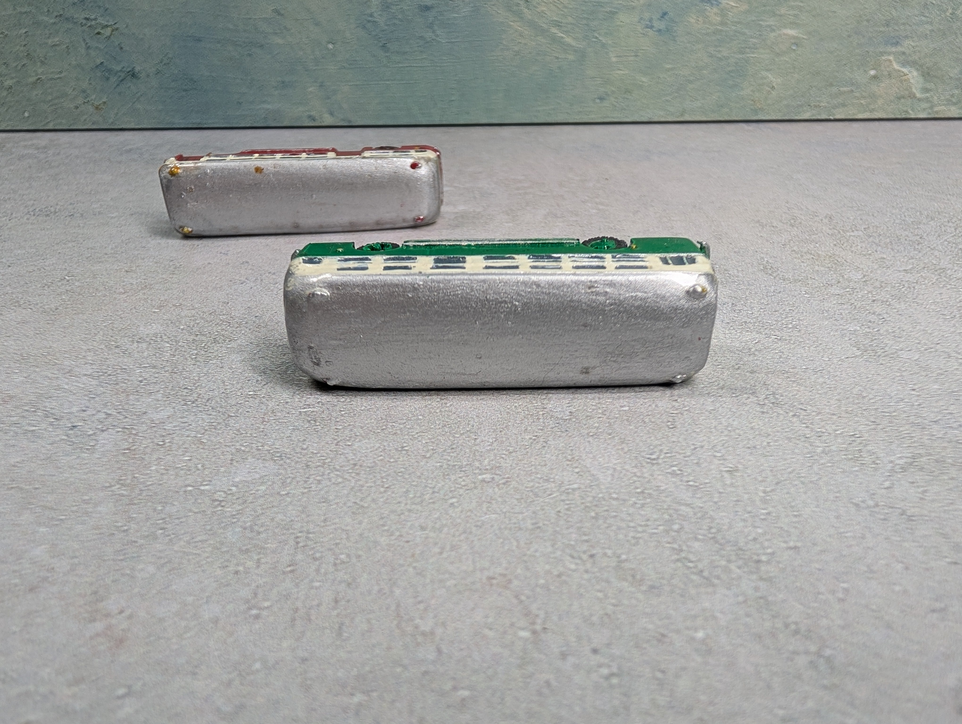 USED N Scale Lot of Custom Buses (2 pcs)