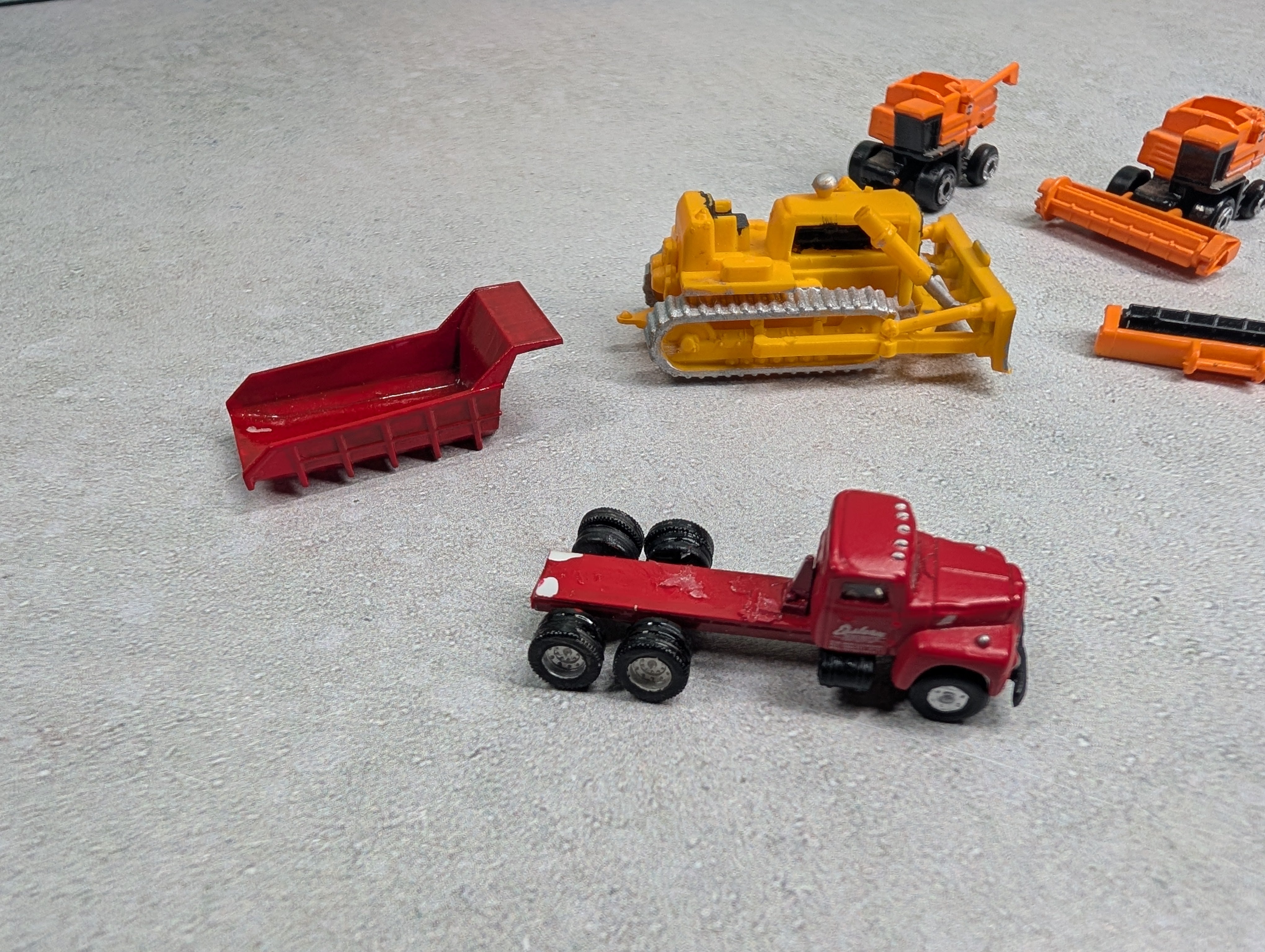 USED N Scale Lot of Construction Vehicles